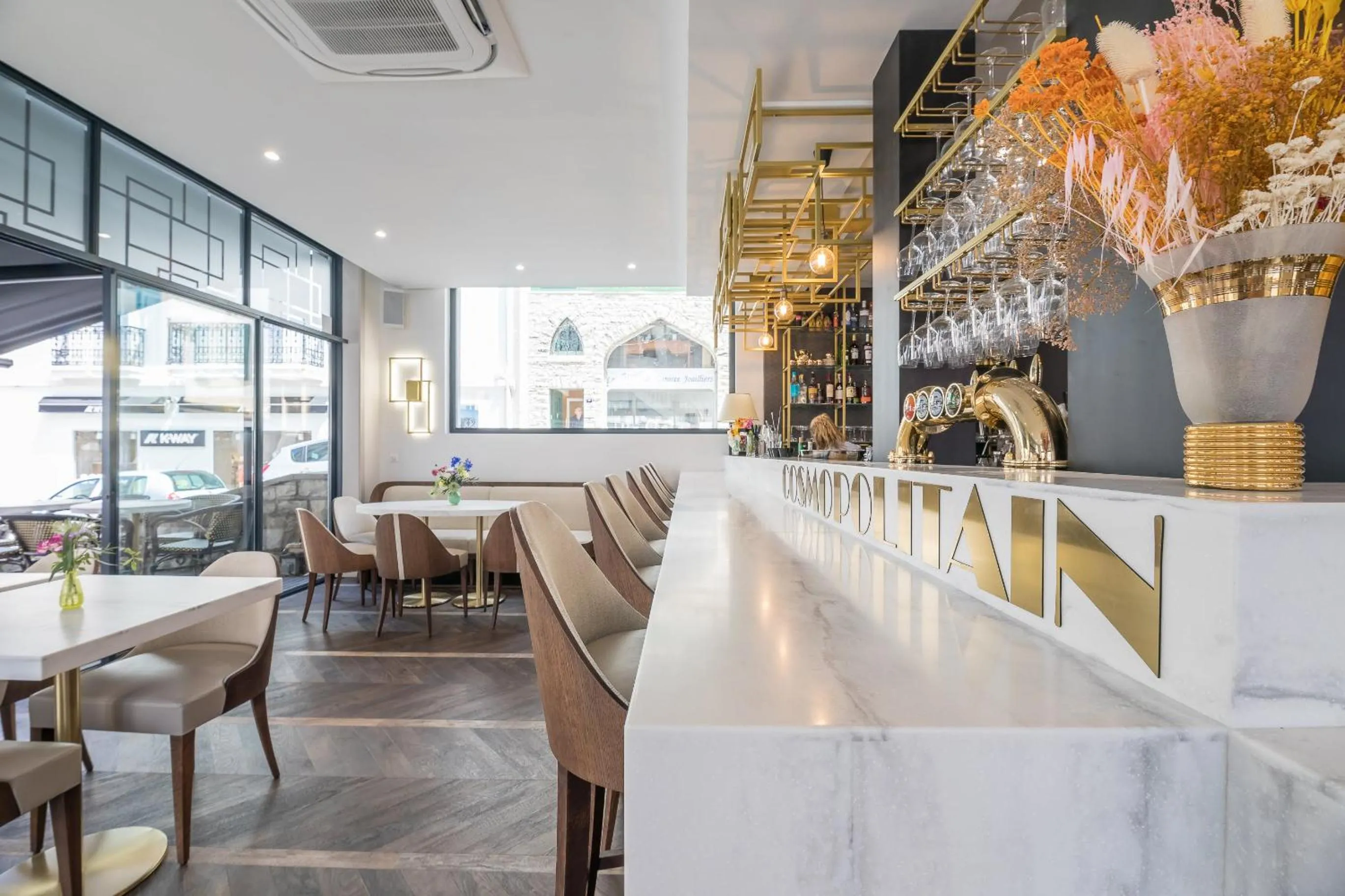 Hôtel Cosmopolitain