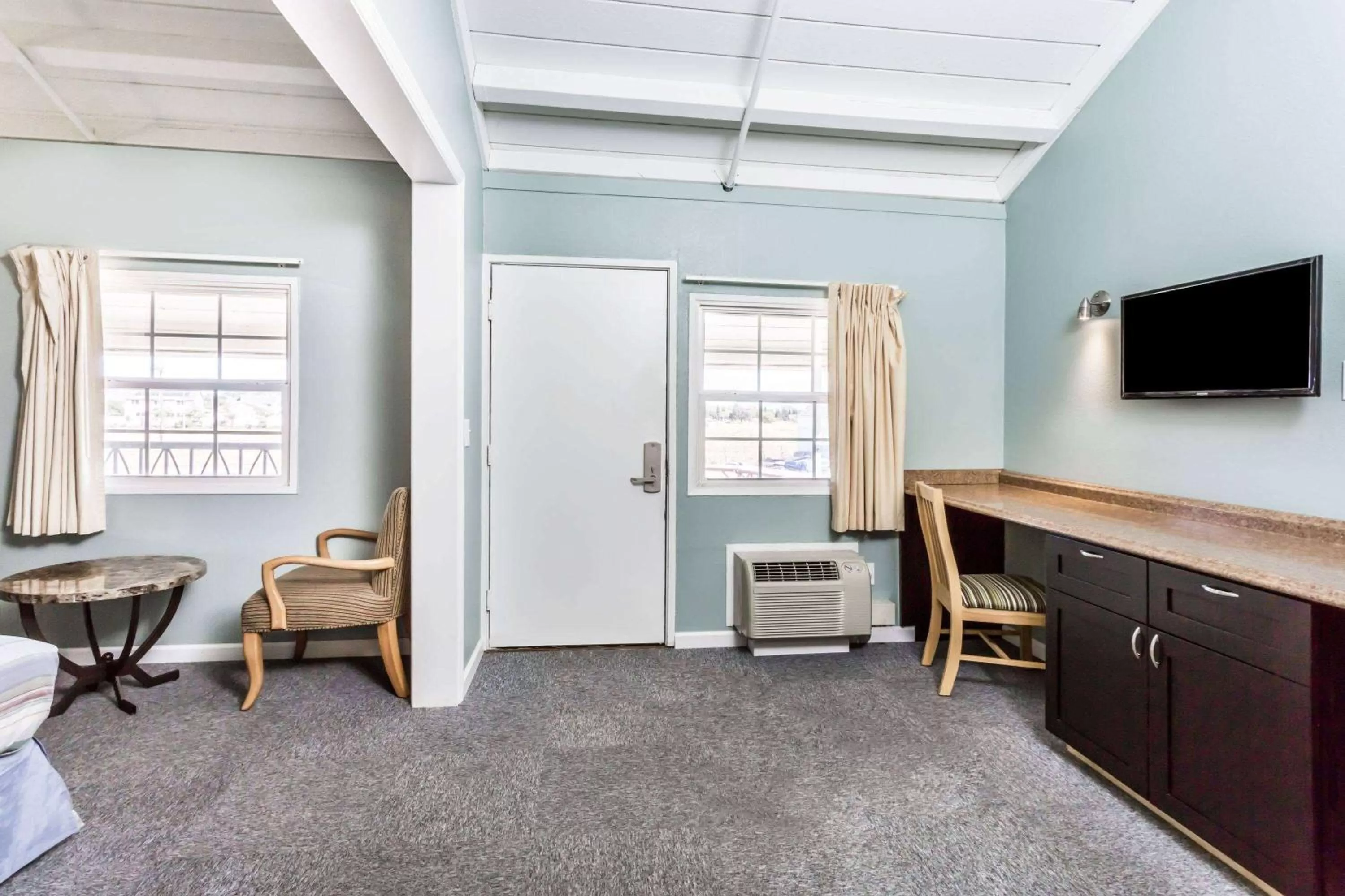 Other in Travelodge by Wyndham Fairfield/Napa Valley