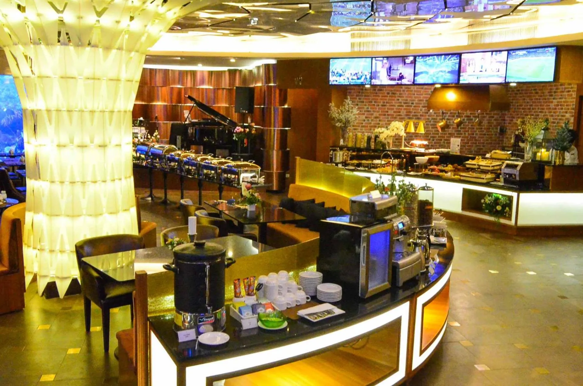 Restaurant/places to eat in Amaranta Hotel