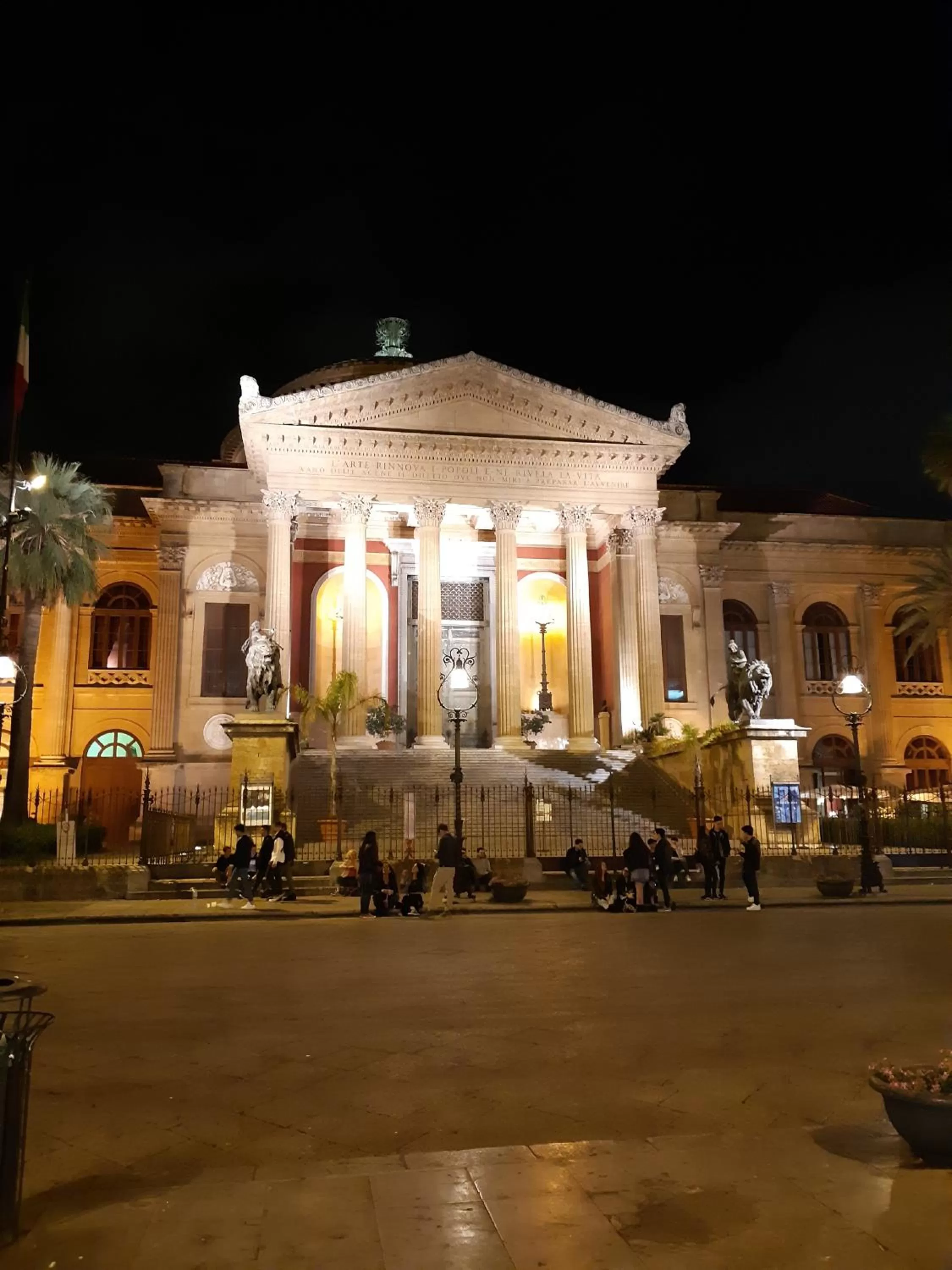 Night in Cavour Il Conte Camillo