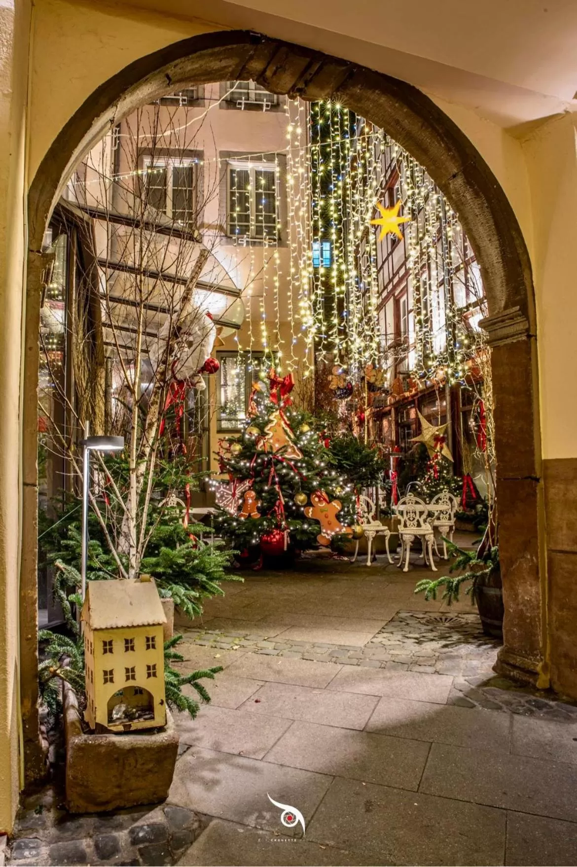 Patio in Hotel Beaucour