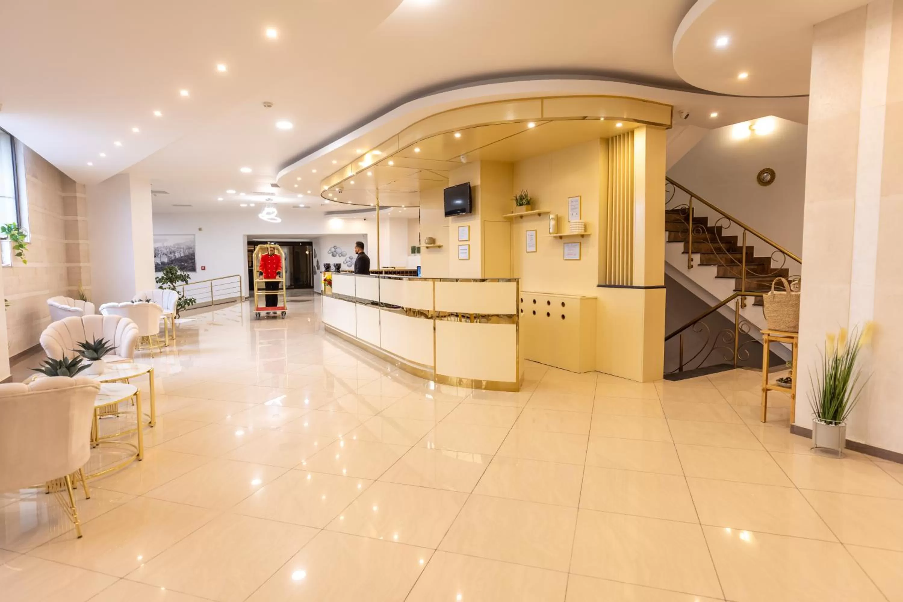 Lobby or reception in Hotel Sir Royal