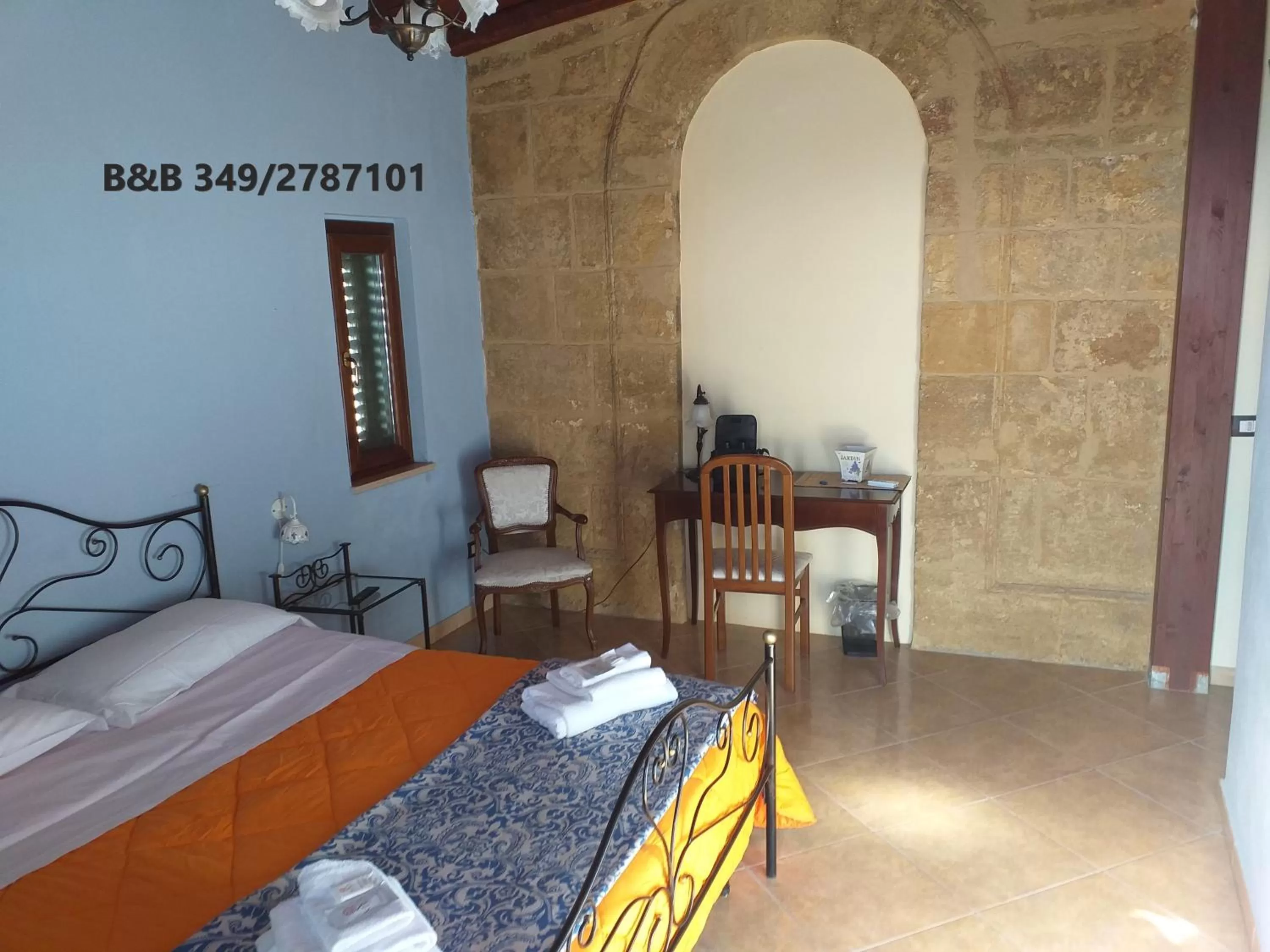 Bedroom, Bed in B&B Batarà - "La Terrazza del Centro"