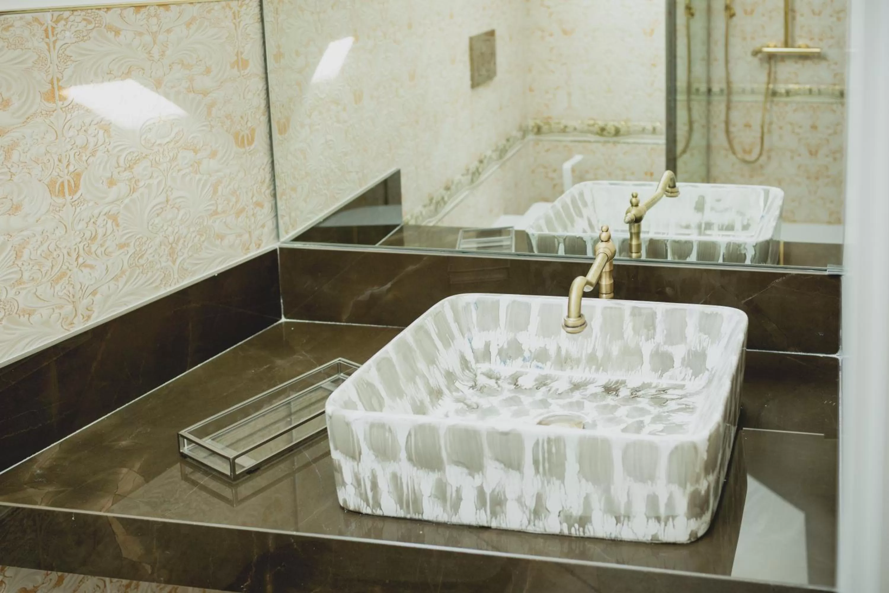 Bathroom in viterbo'8 - The Artists House