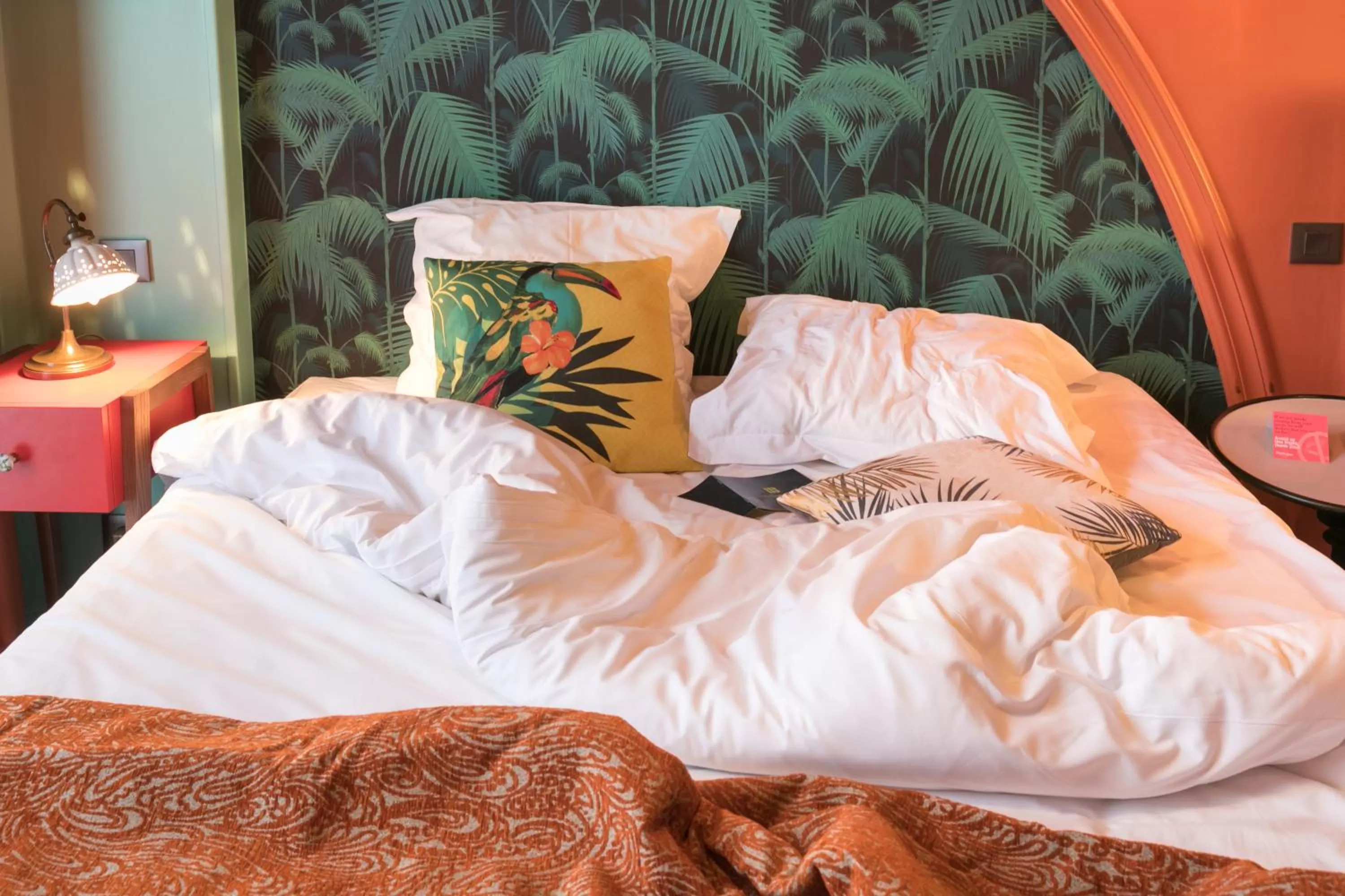 Bed in Villa Bougainville by Happyculture