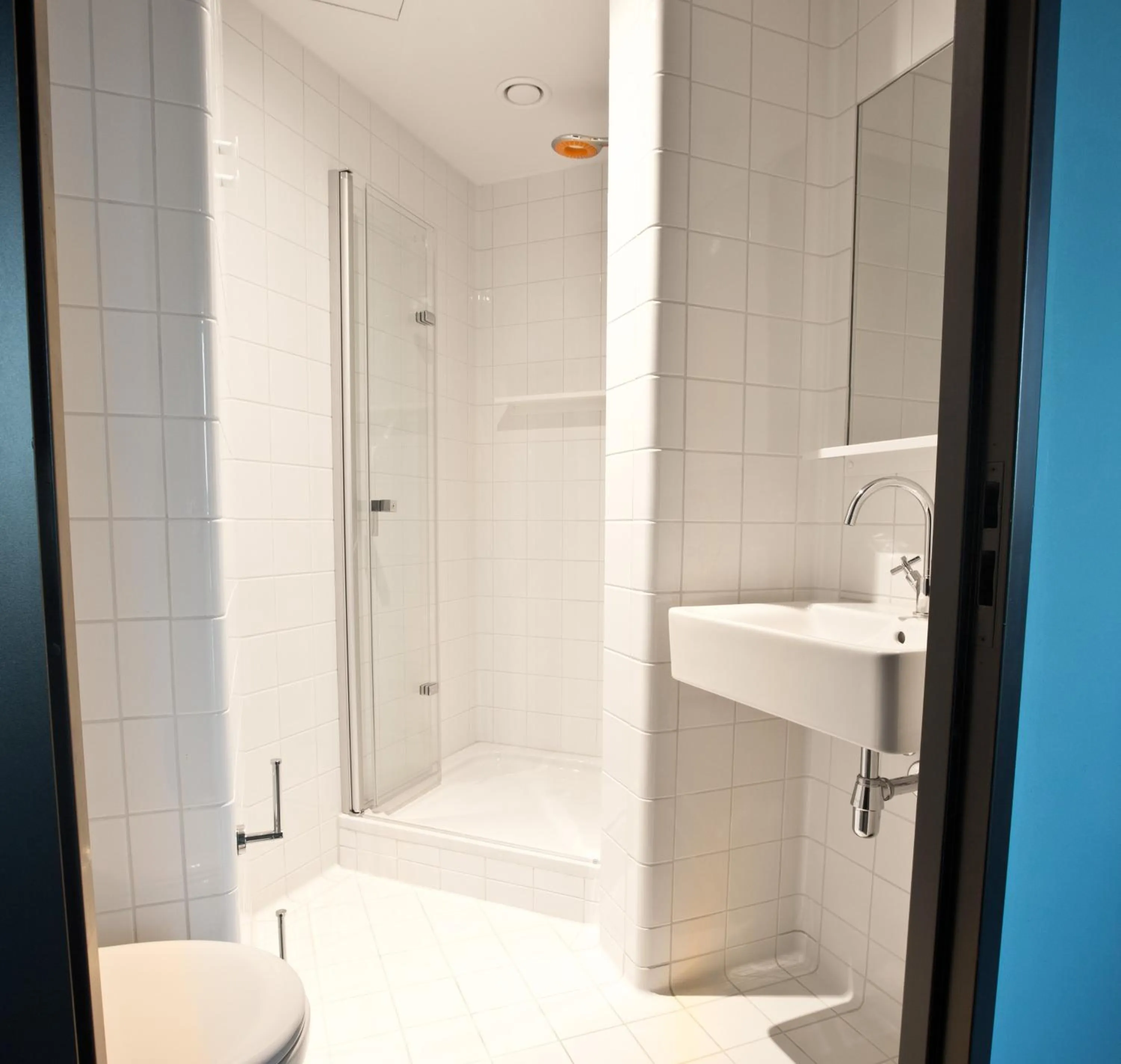 Bathroom in Generator Amsterdam