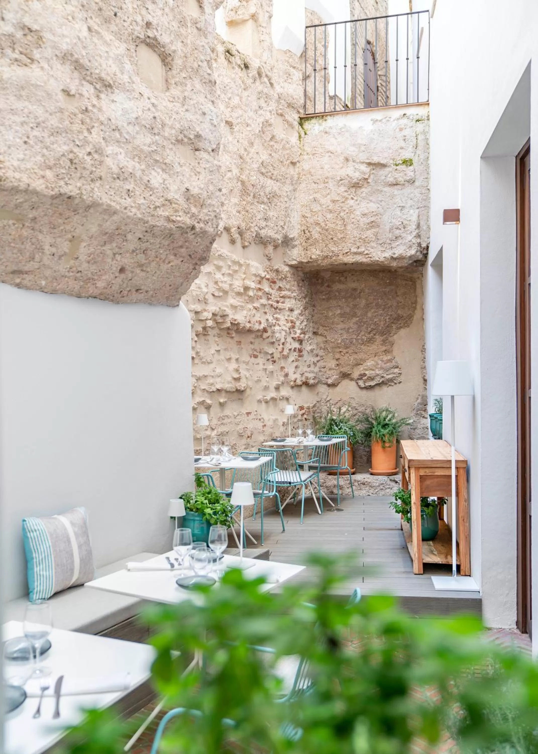 Restaurant/places to eat in Vincci Molviedro