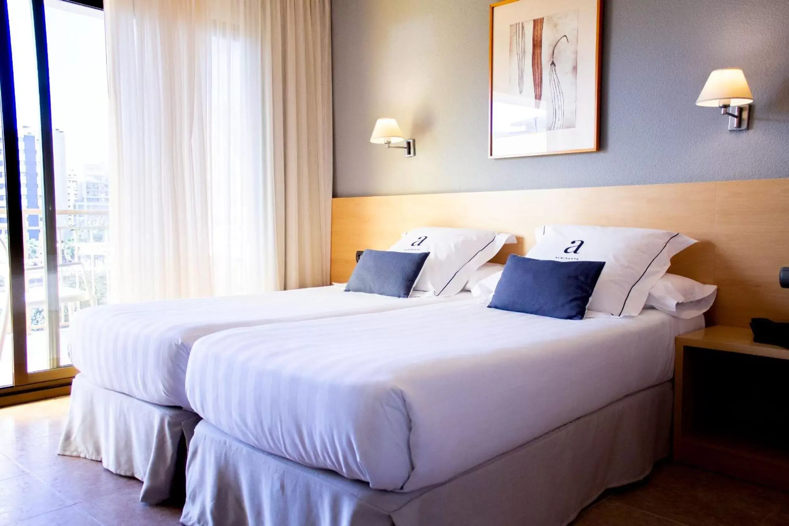 Standard Double or Twin Room in Hotel Almirante Standard Double or Twin Room in Hotel Almirante