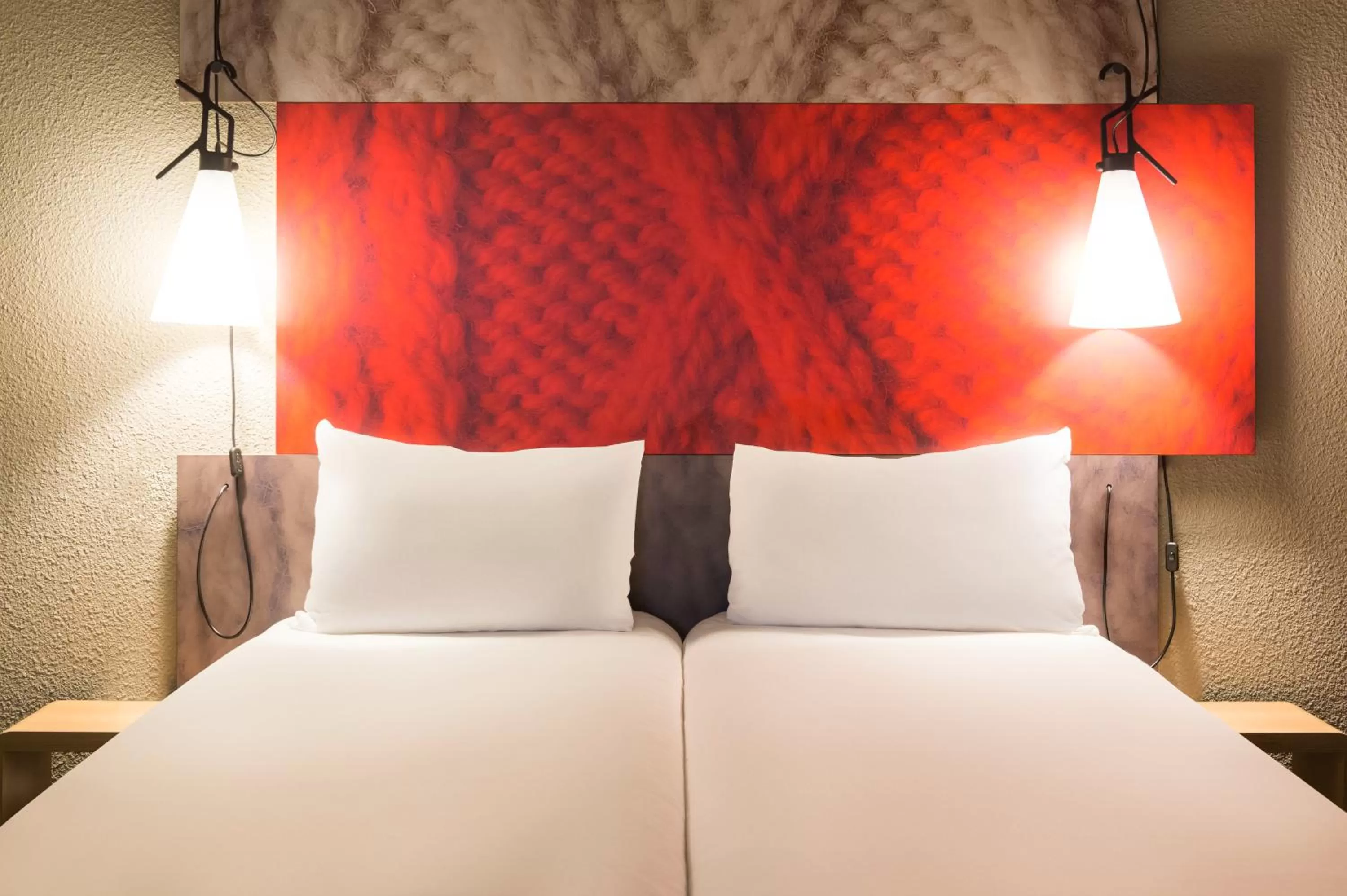 Bedroom, Bed in ibis Liège Centre Opéra