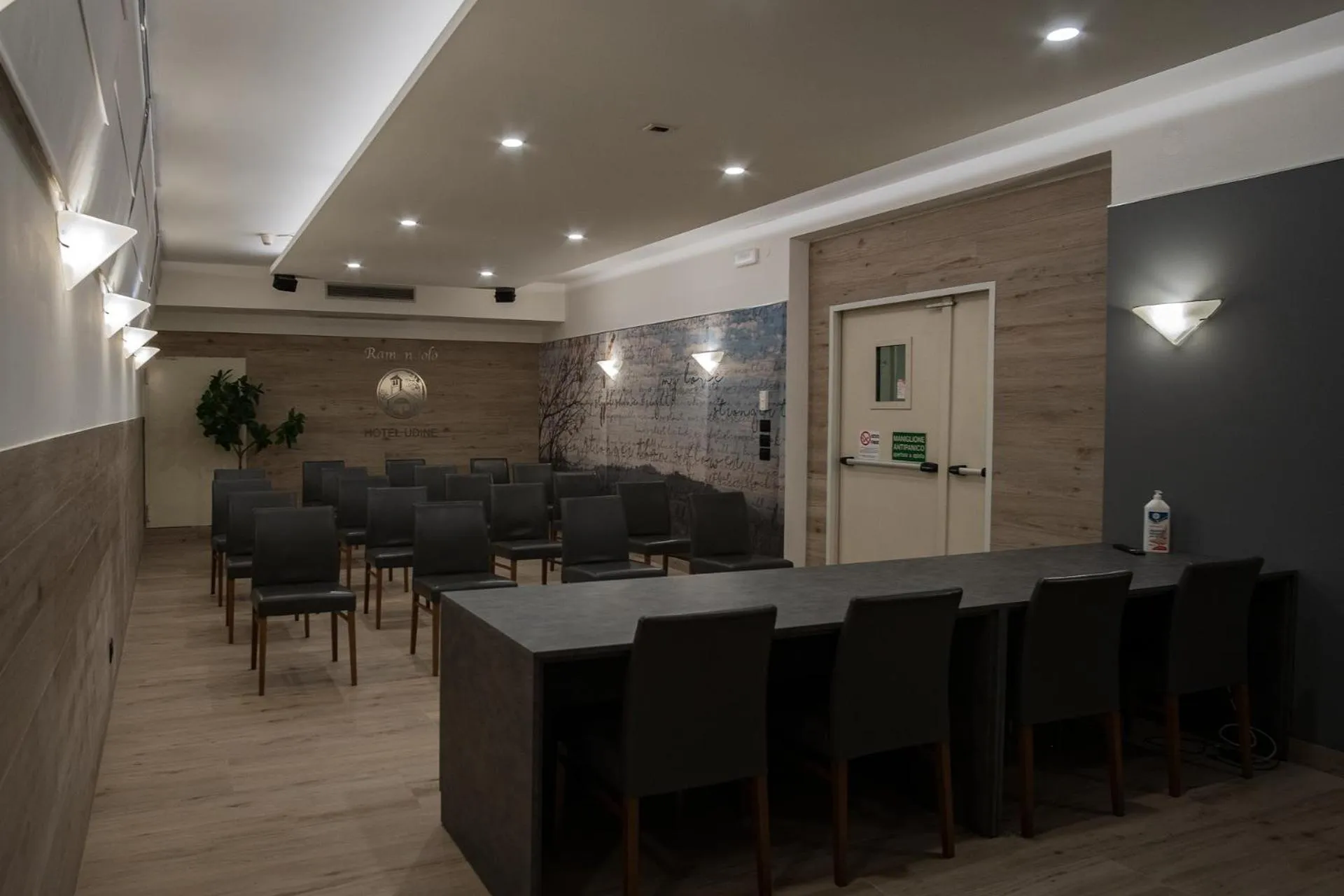 Business facilities in Hotel Residence Ristorante Ramandolo