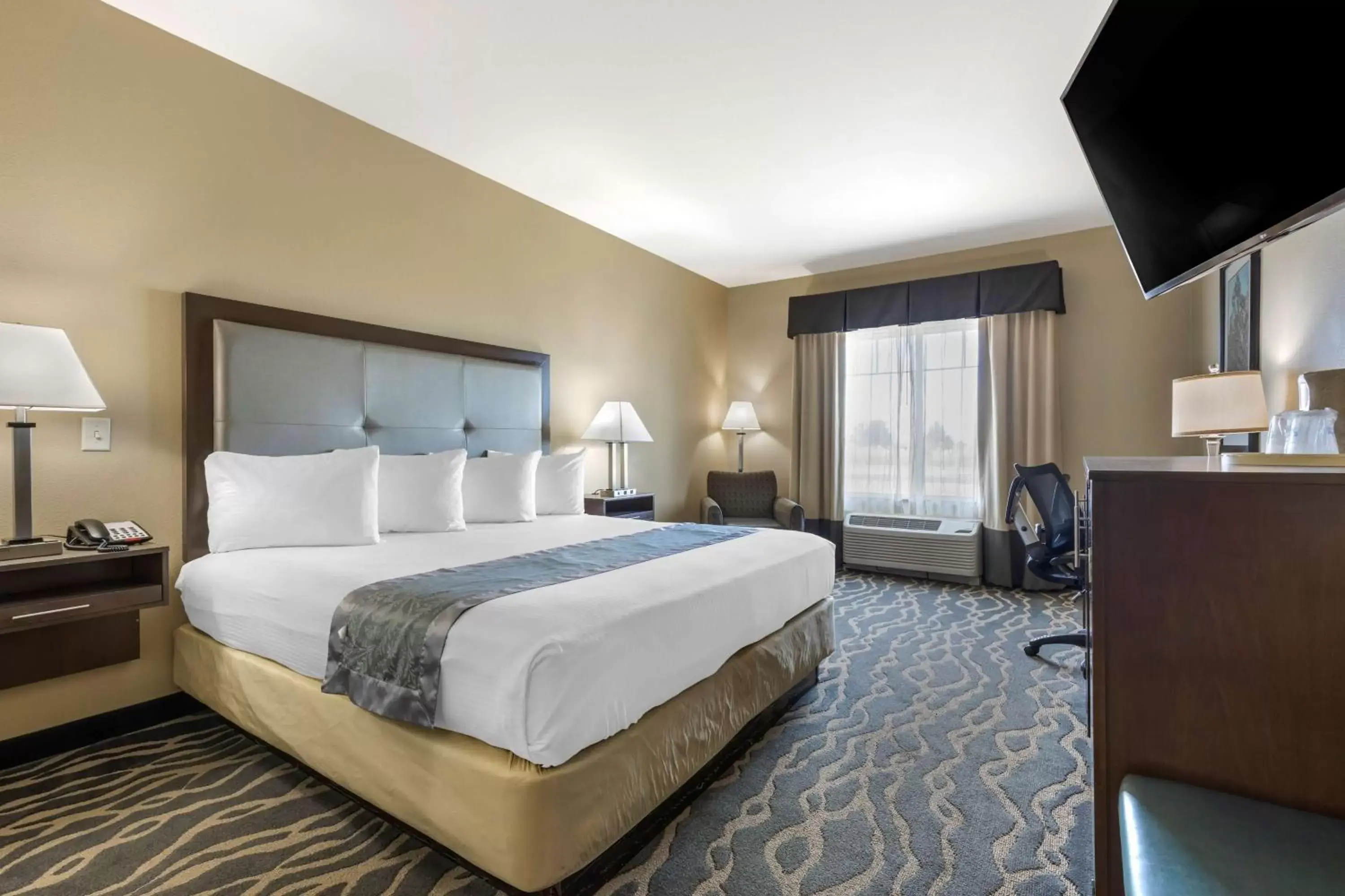 King Room - Non-Smoking in Best Western Plus Fort Stockton Hotel King Room - Non-Smoking in Best Western Plus Fort Stockton Hotel