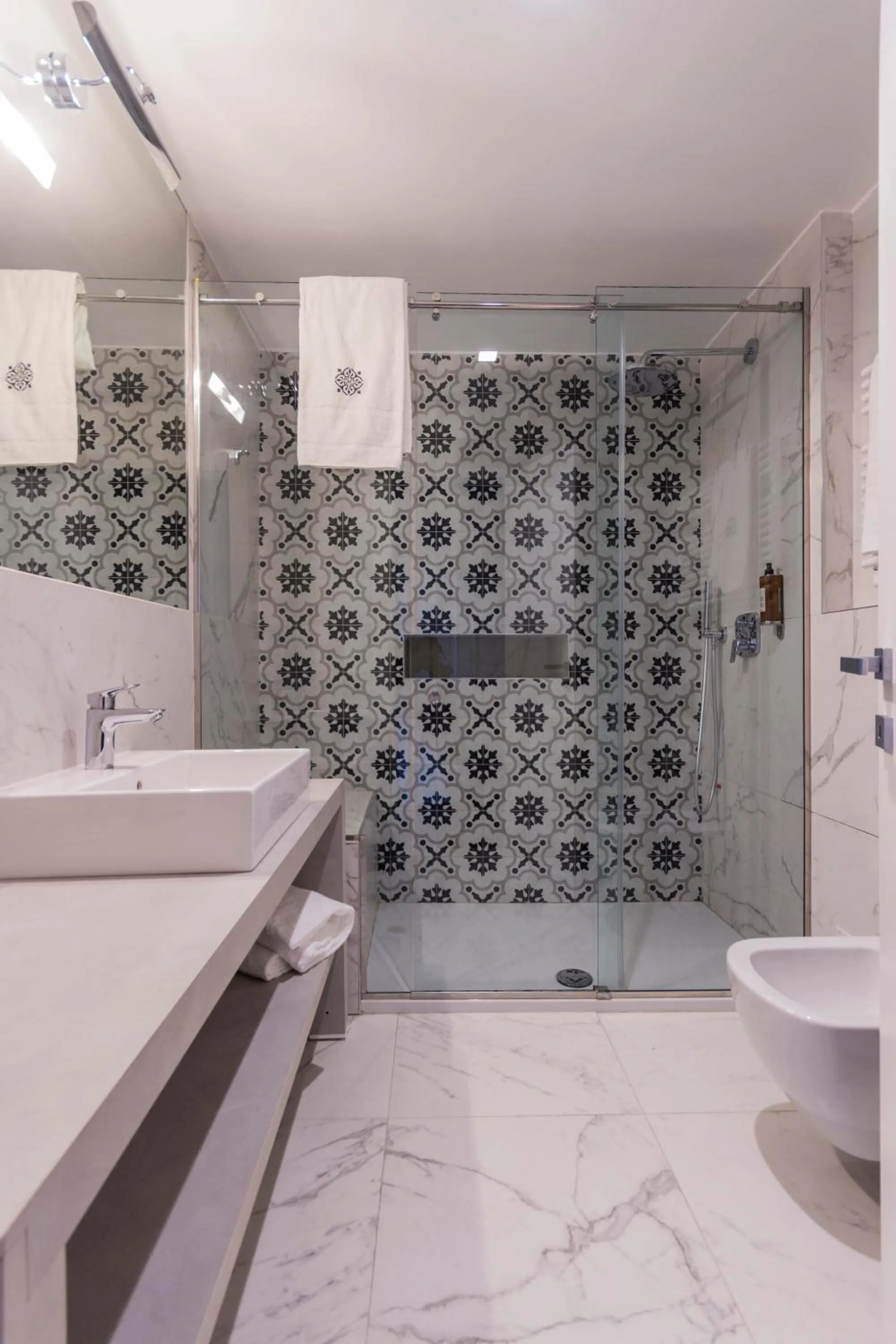 Shower in Mediterraneo Emotional Hotel & Spa