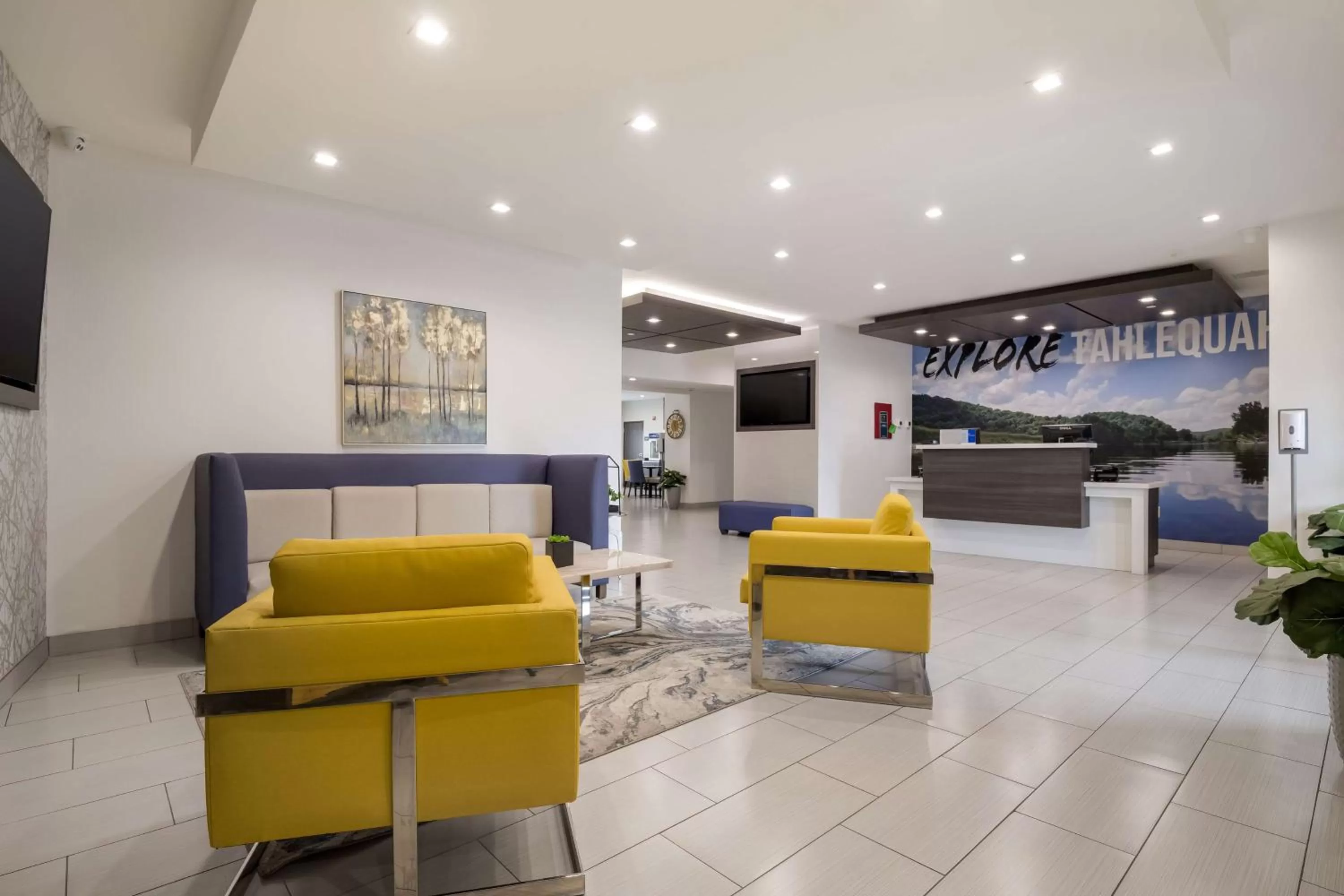 Lobby or reception in Best Western NSU Inn