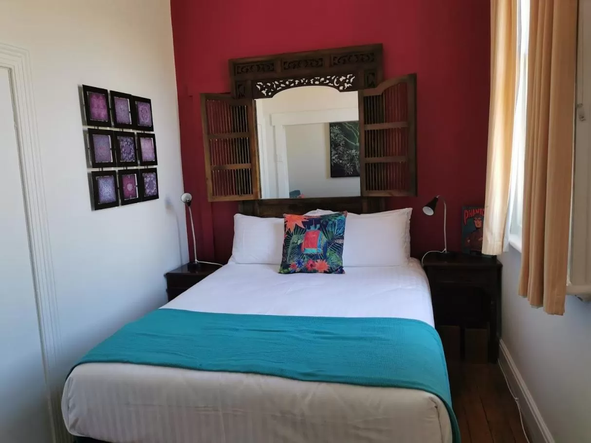 Bed in The Empire Hotel Deloraine