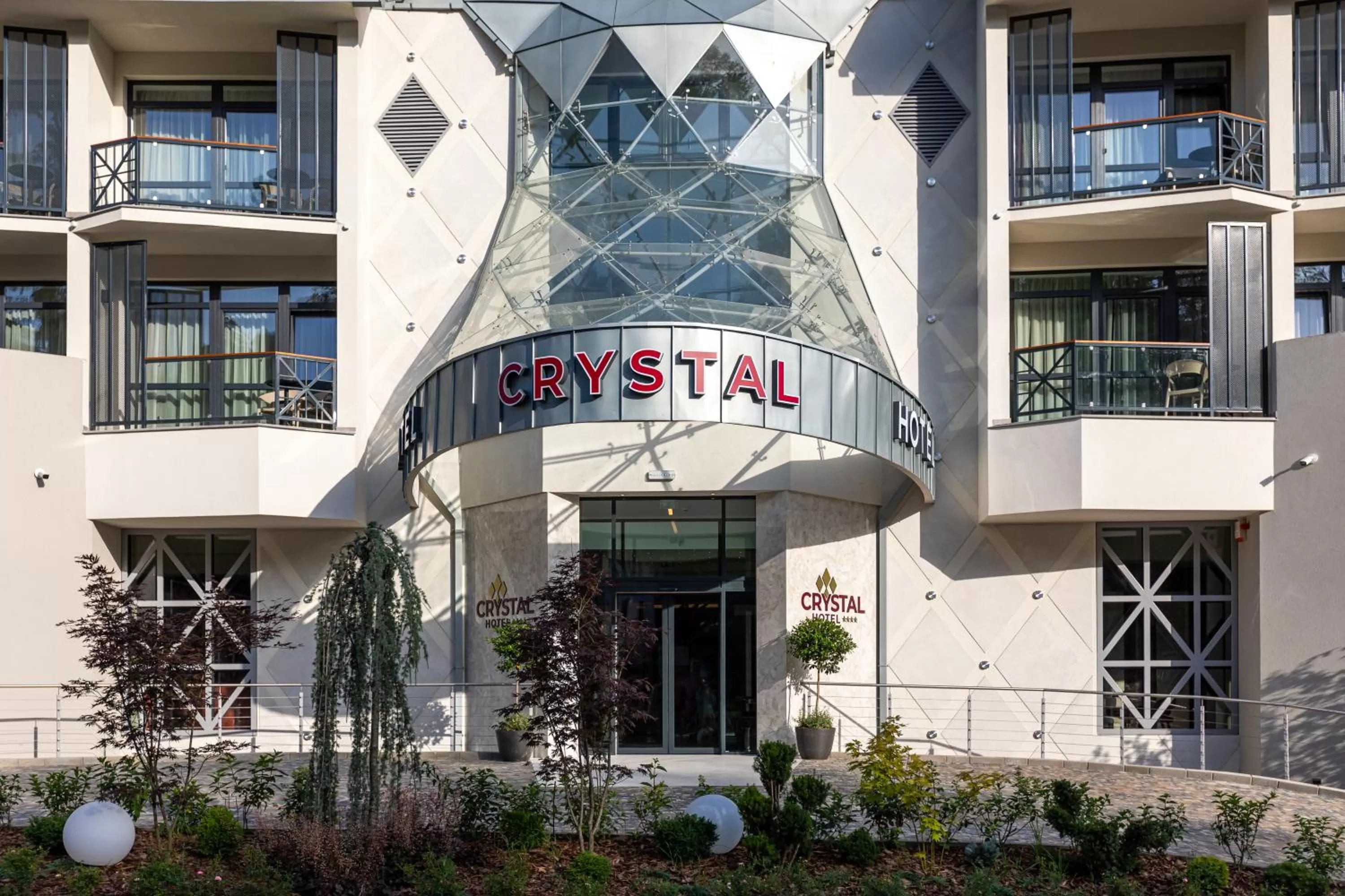 Facade/entrance, Property Building in HOTEL CRYSTAL WELLNESS & SPA superior