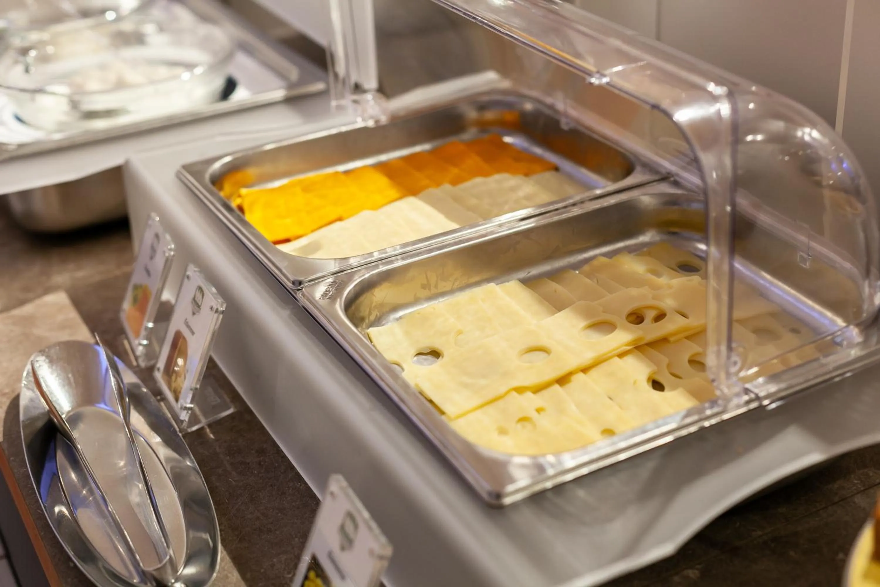 Breakfast in Hotel Mirage Sure Hotel Collection by Best Western