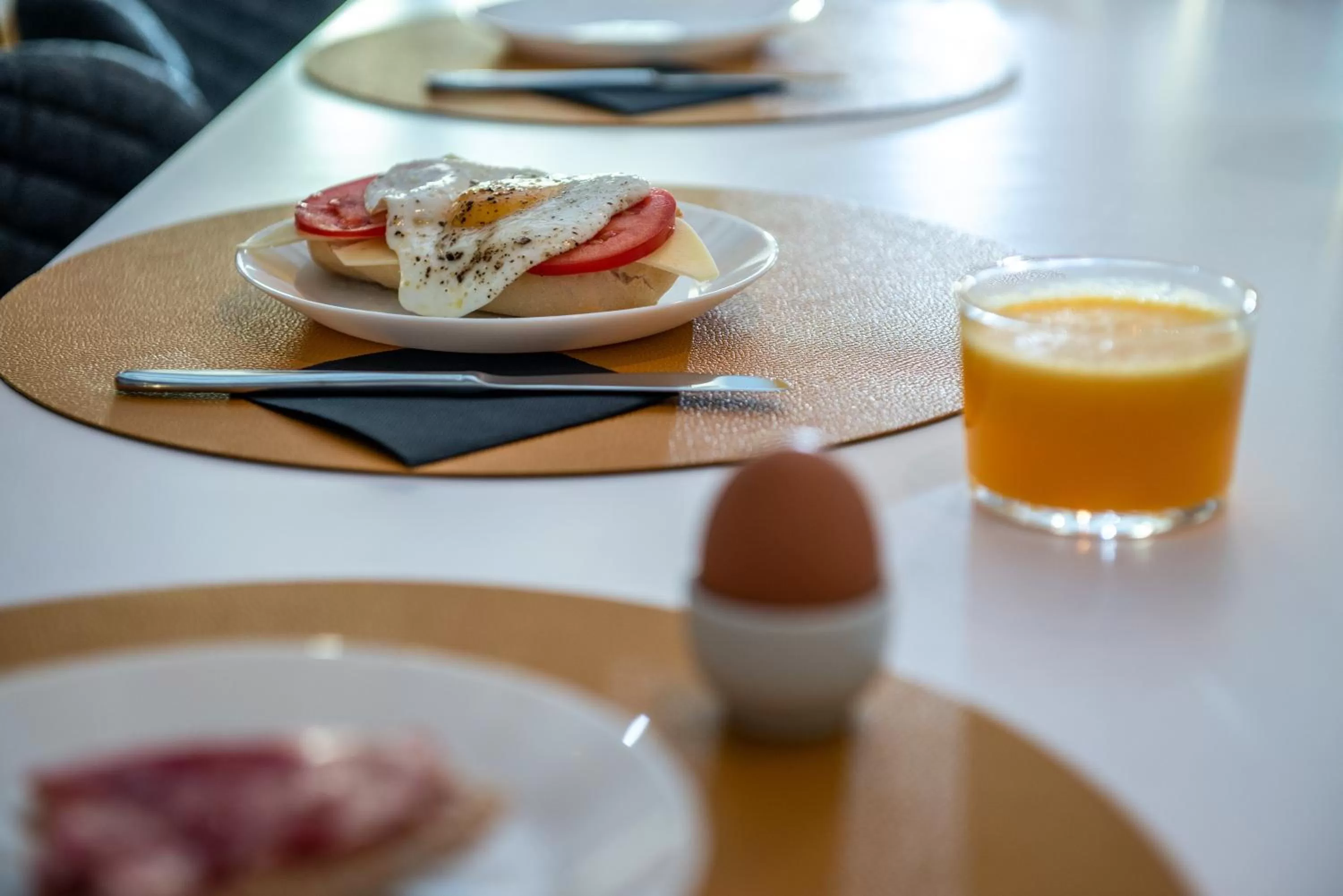 Food and drinks in Hotel B&B Casa Arena Sevilla