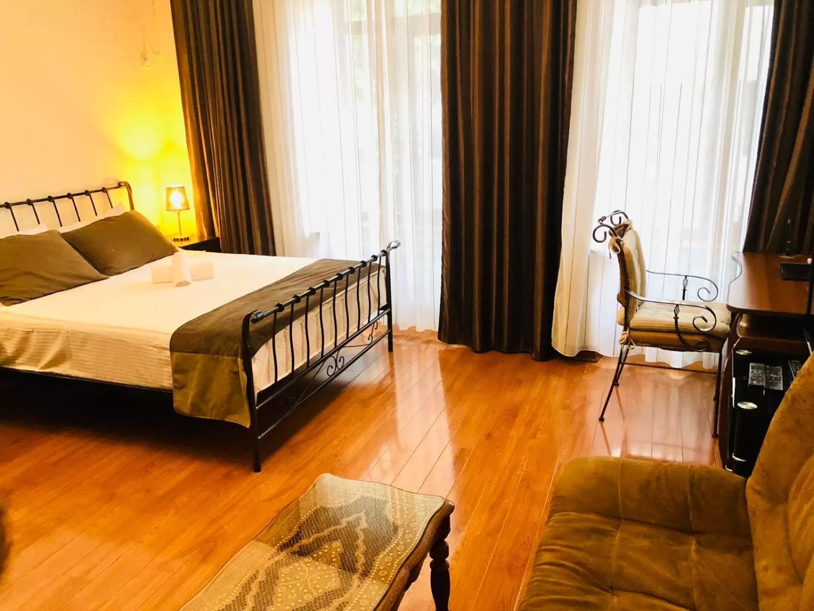 Bedroom, Bed in Hotel British House