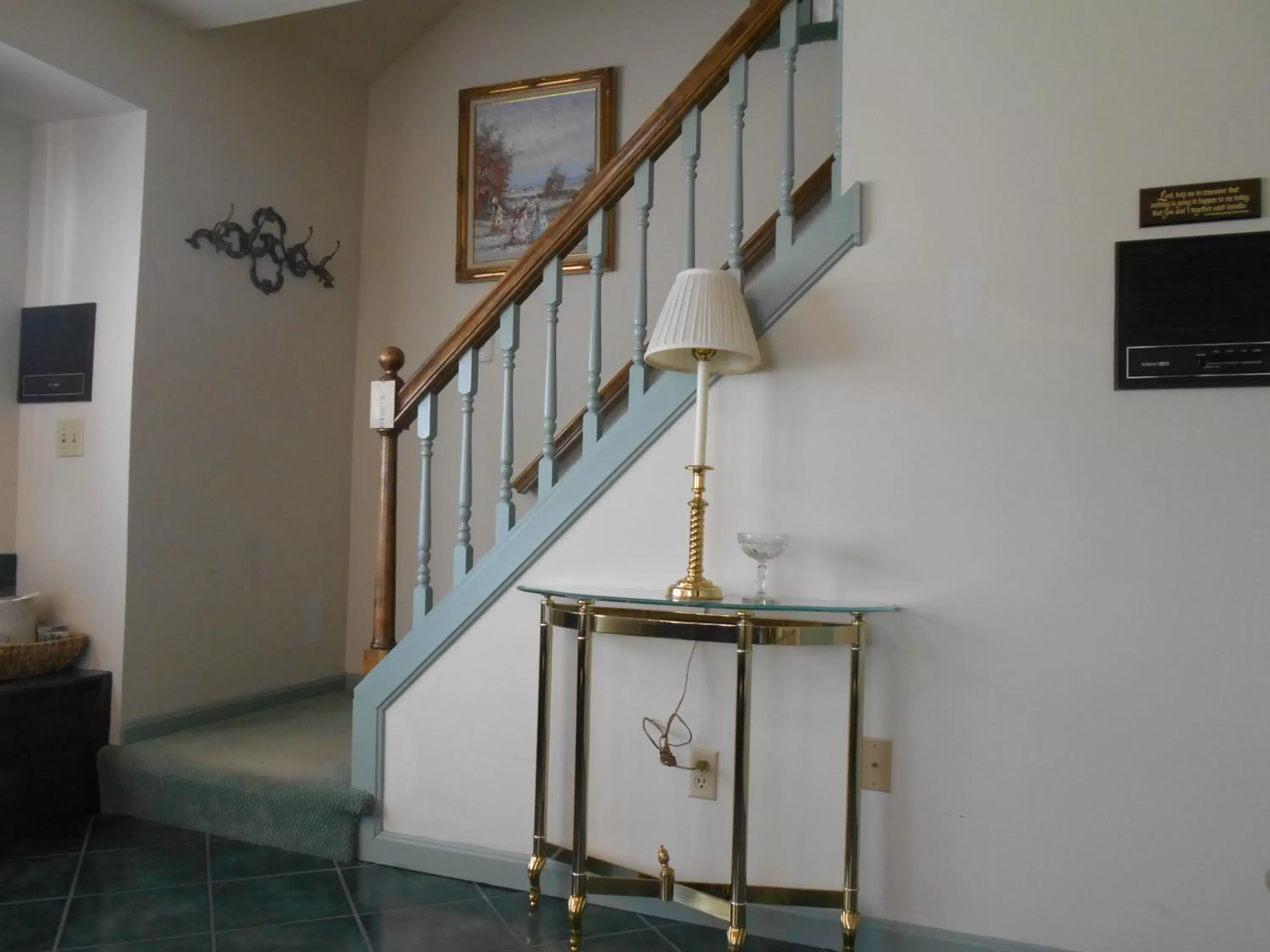 Queen Suite with Spa Bath in West Ridge Bed & Breakfast Queen Suite with Spa Bath in West Ridge Bed & Breakfast