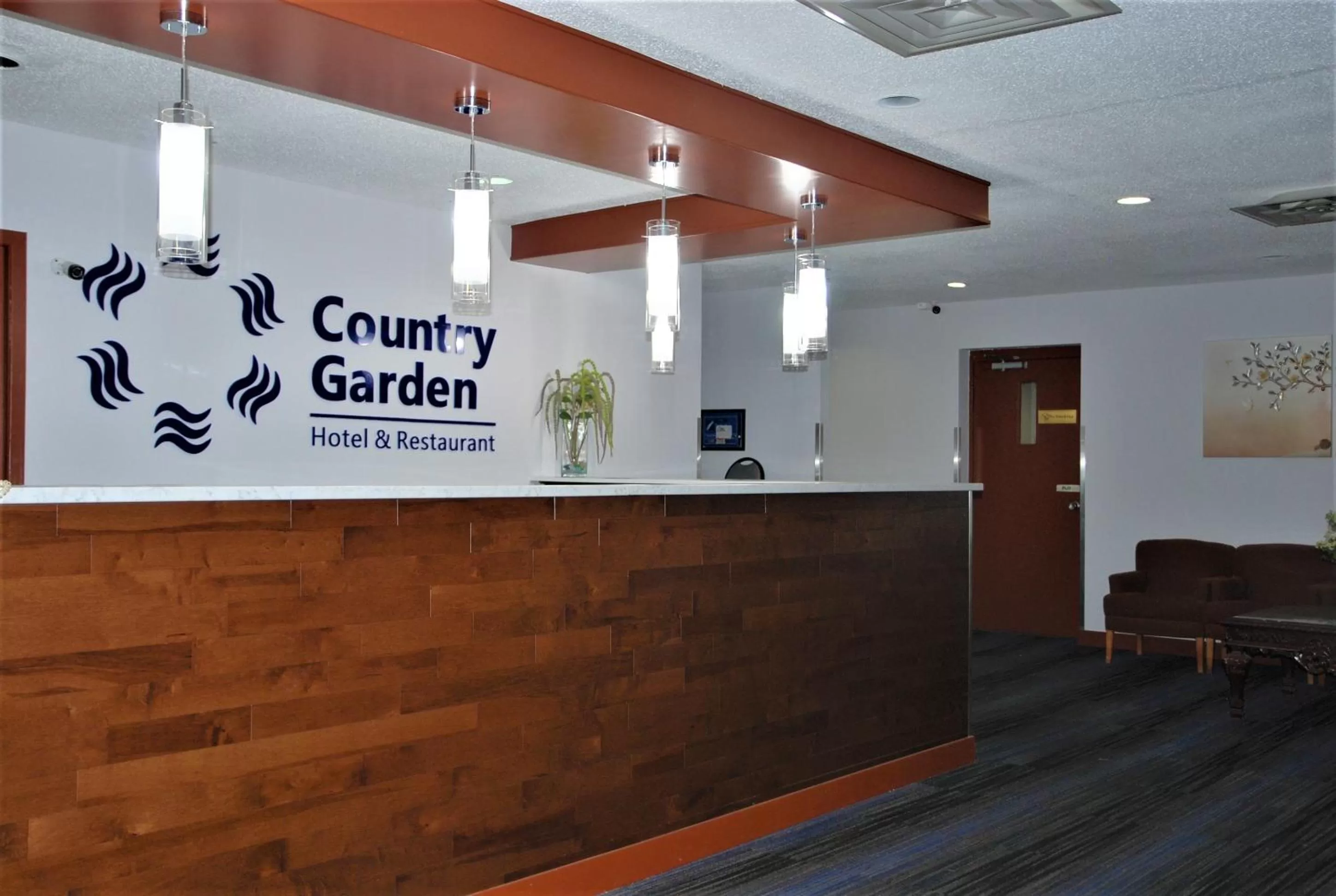 Country Garden Inn & Restaurant