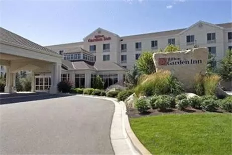 Property building in Hilton Garden Inn Boise Spectrum