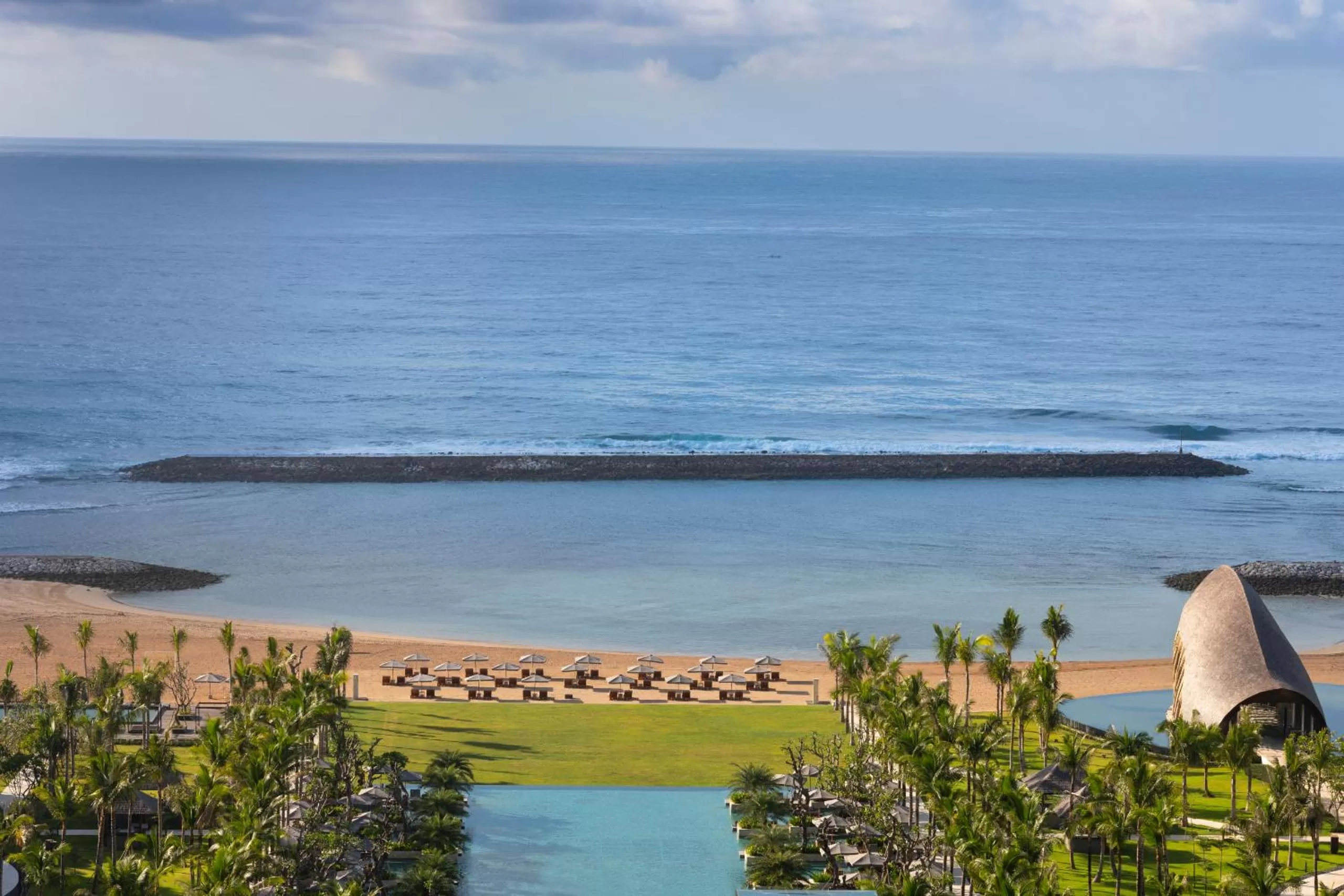 Beach in The Apurva Kempinski Bali