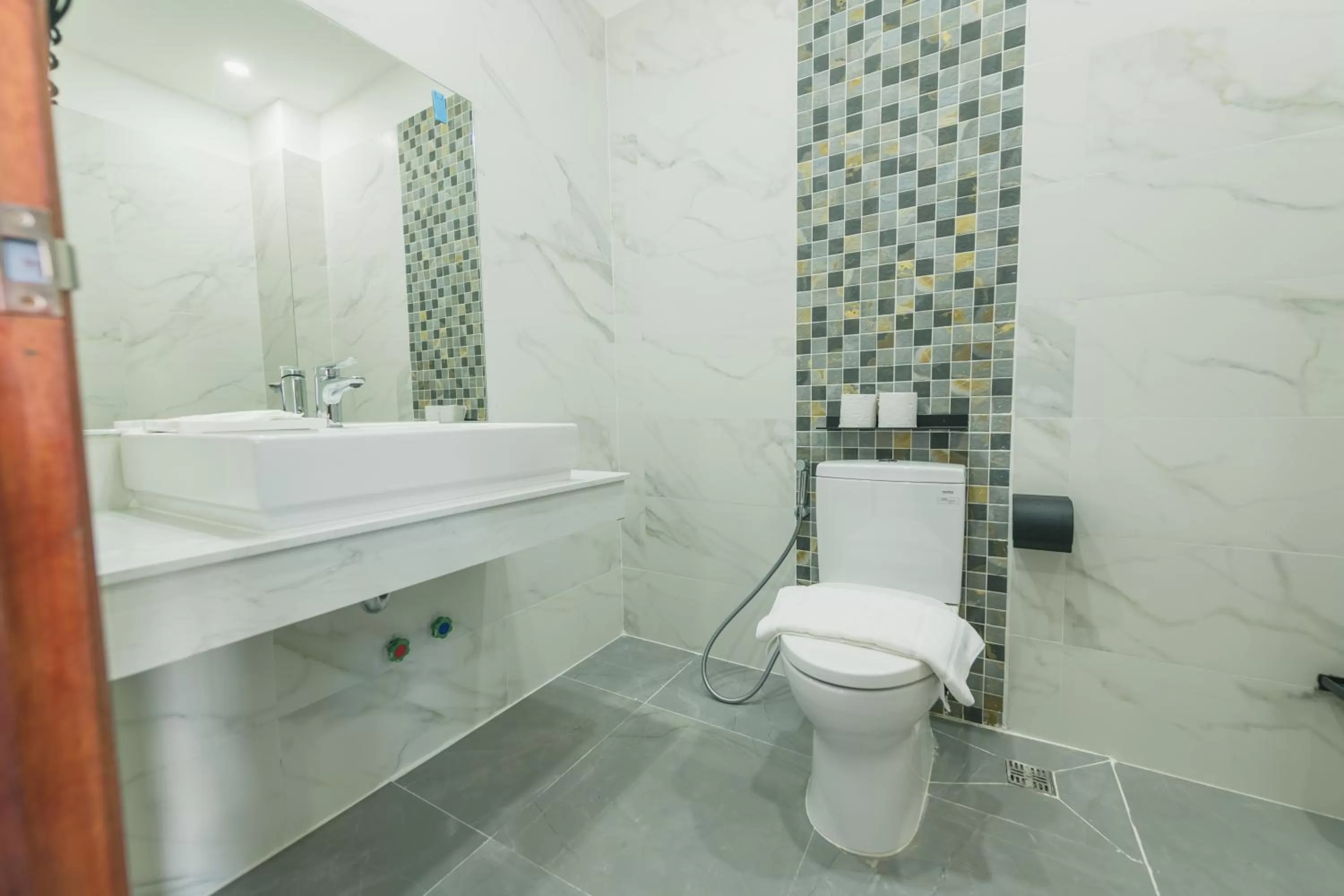 Shower in Residence 110 (Hotel and Apartments)