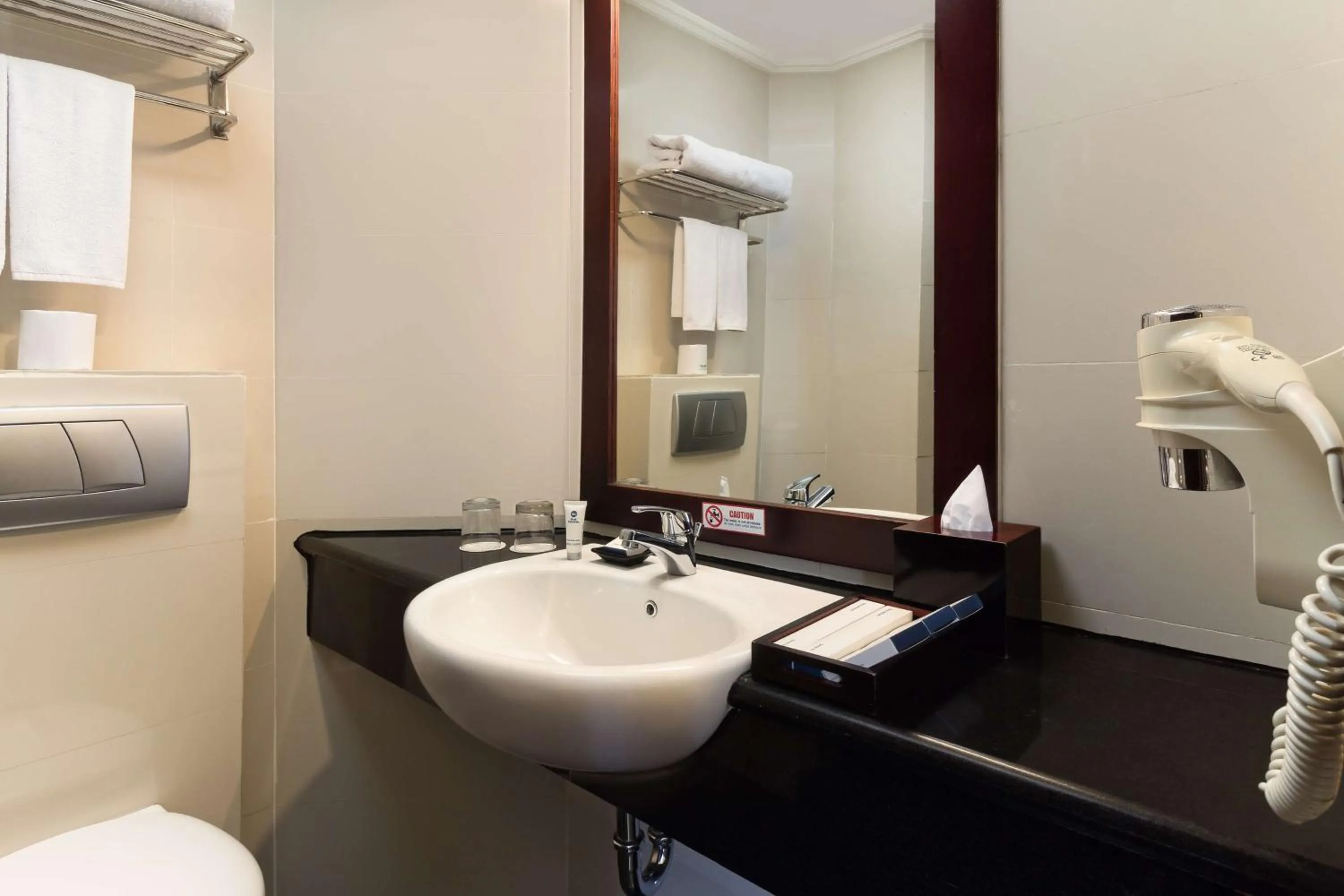 Bathroom in Best Western Mangga Dua Hotel & Residence