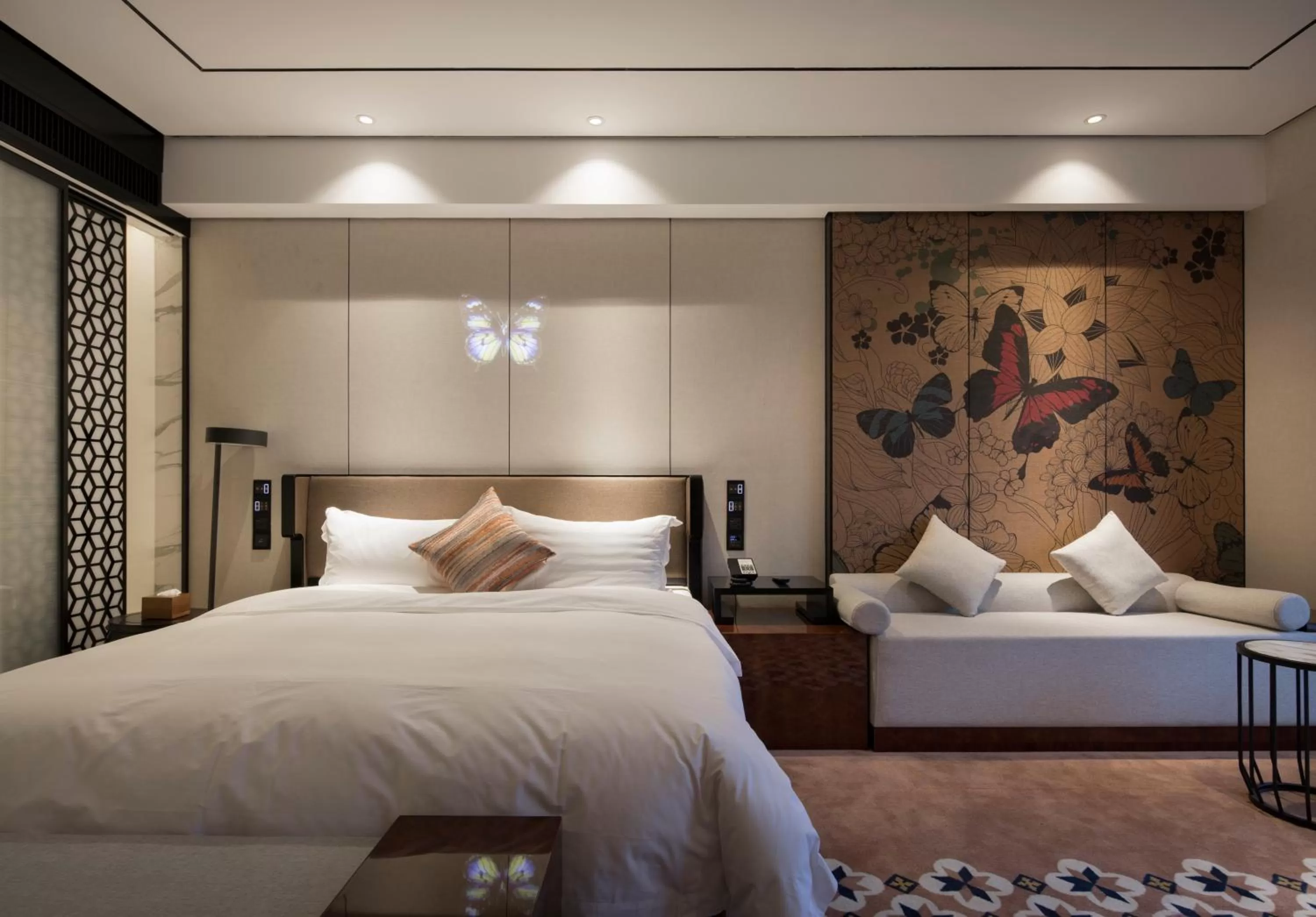 Seating area, Bed in Paco Hotel Dongpu Guanghzou -Free Shuttle Bus for Canton Fair