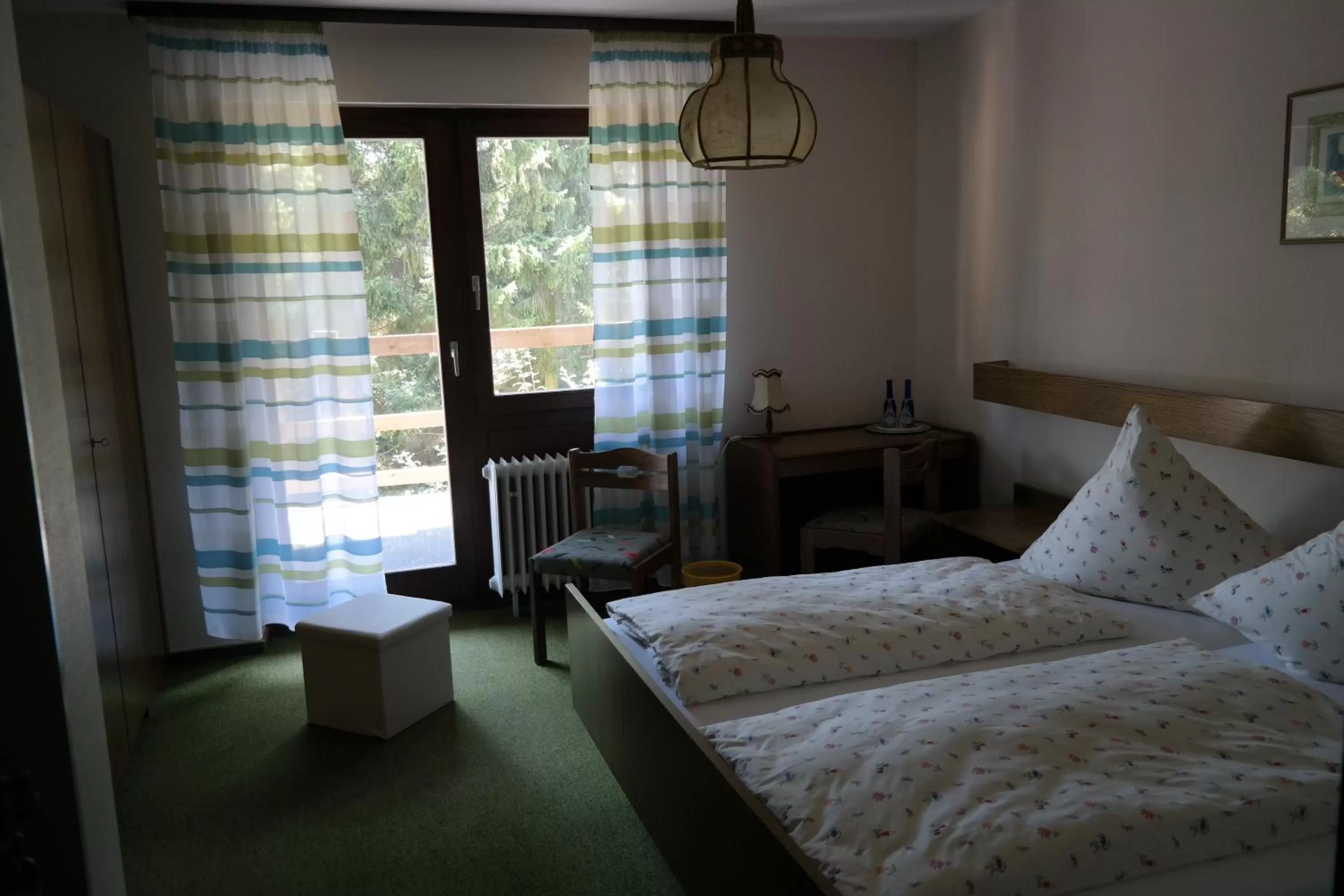 Bed in Herzog's Ulsterbrücke Garni Hotel