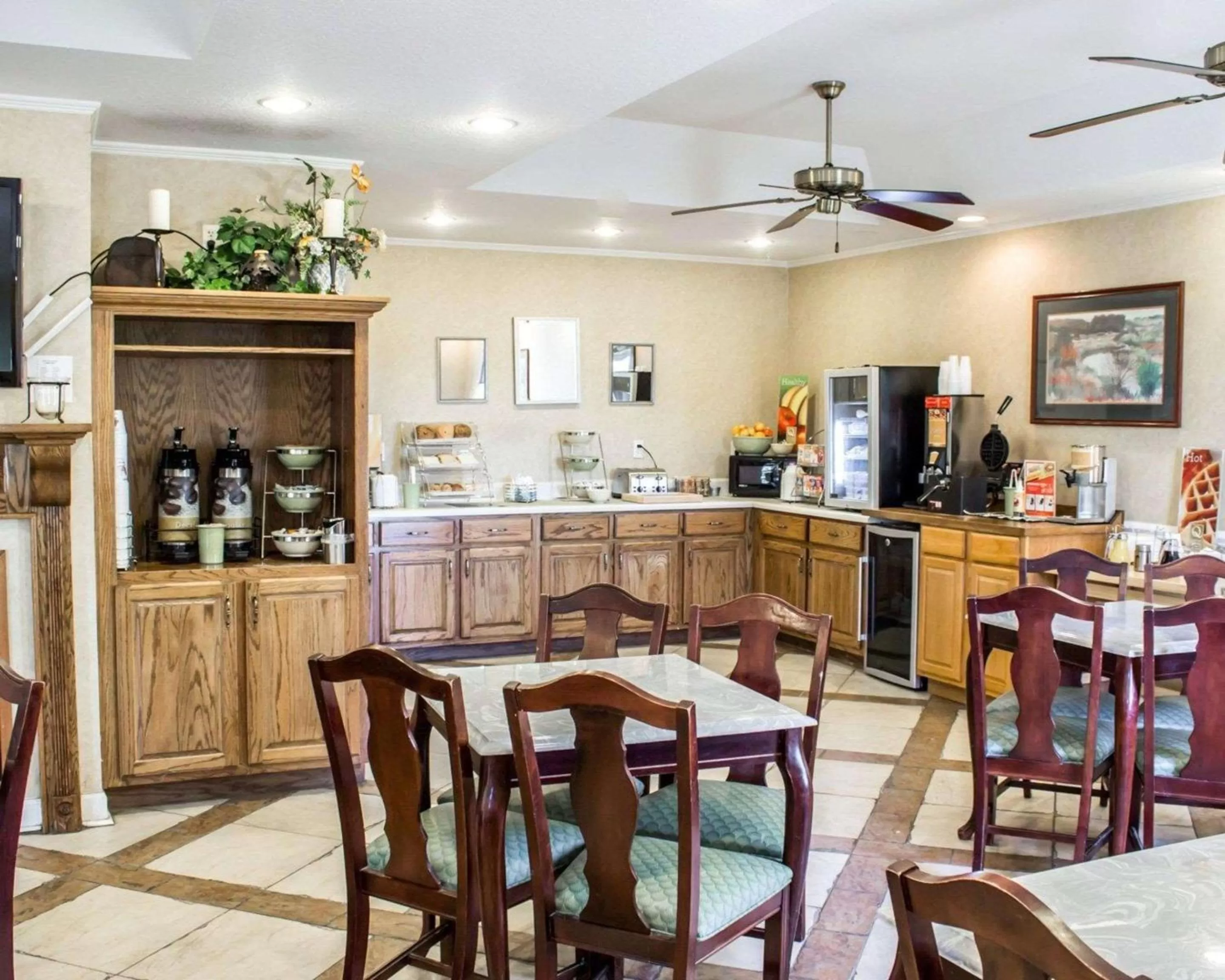 Restaurant/places to eat in Quality Inn Goldsboro