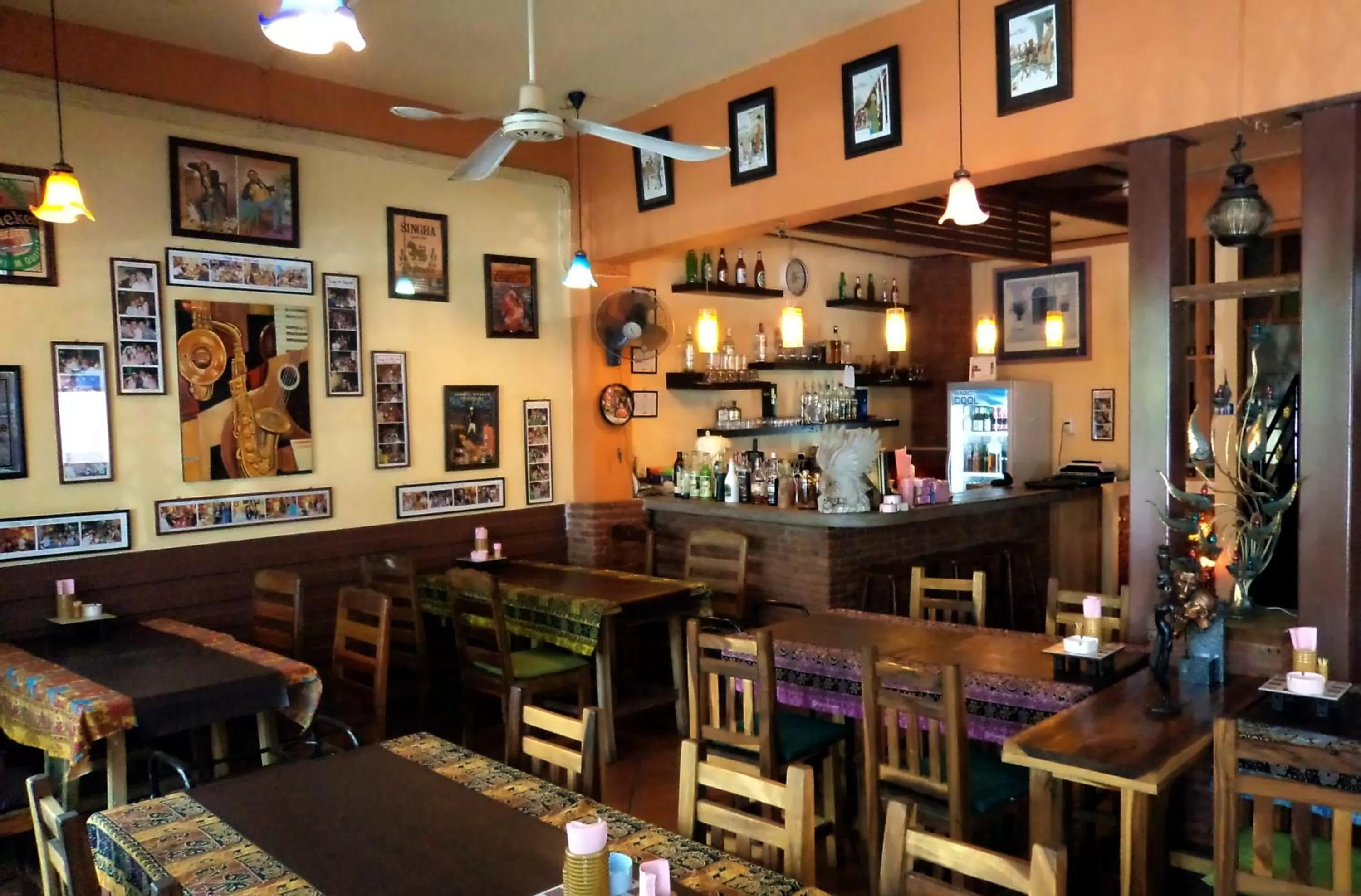 Restaurant/Places to Eat in Baan Glang Soi