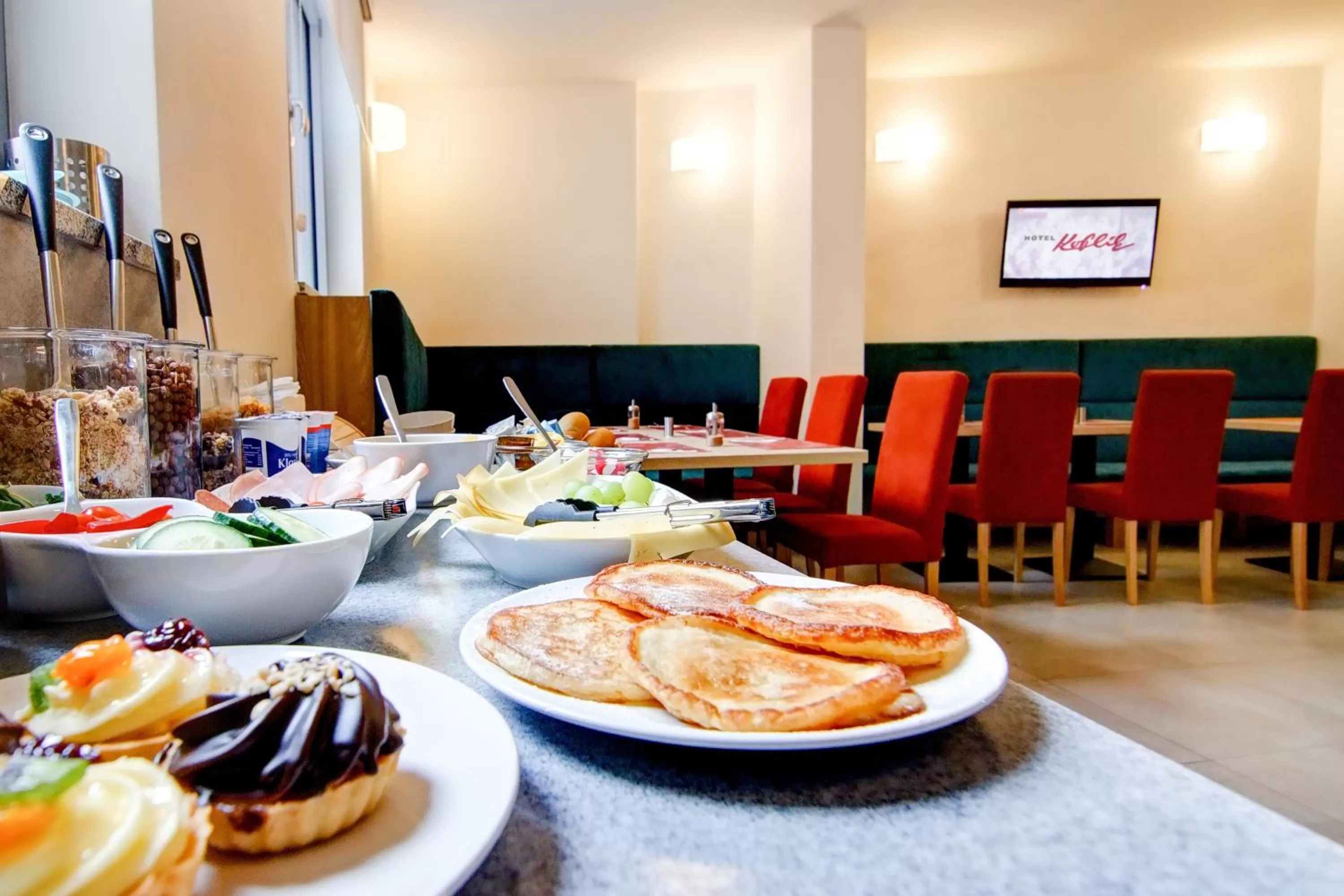 Breakfast in Hotel Koflík