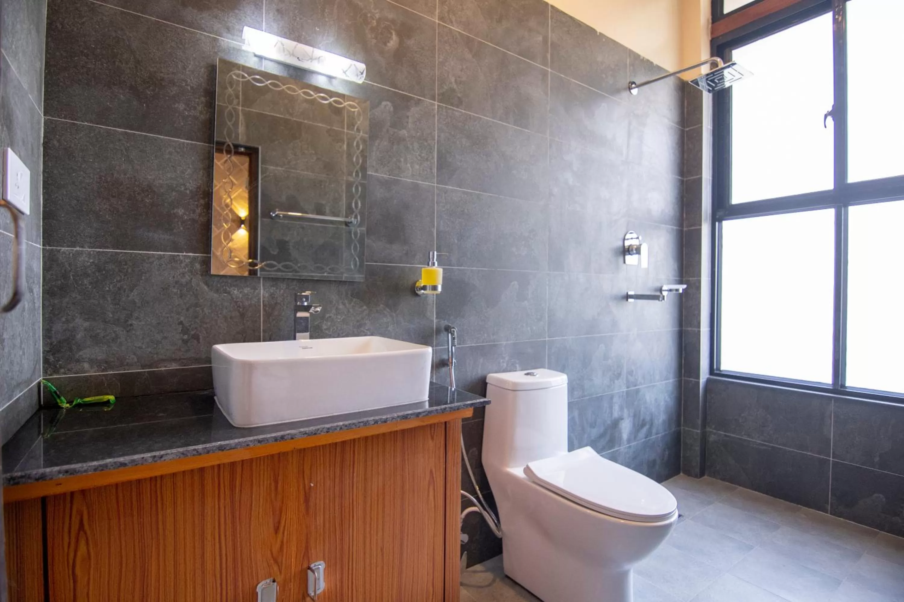 Bathroom in Peaceful Cottage & Cafe Du Mont