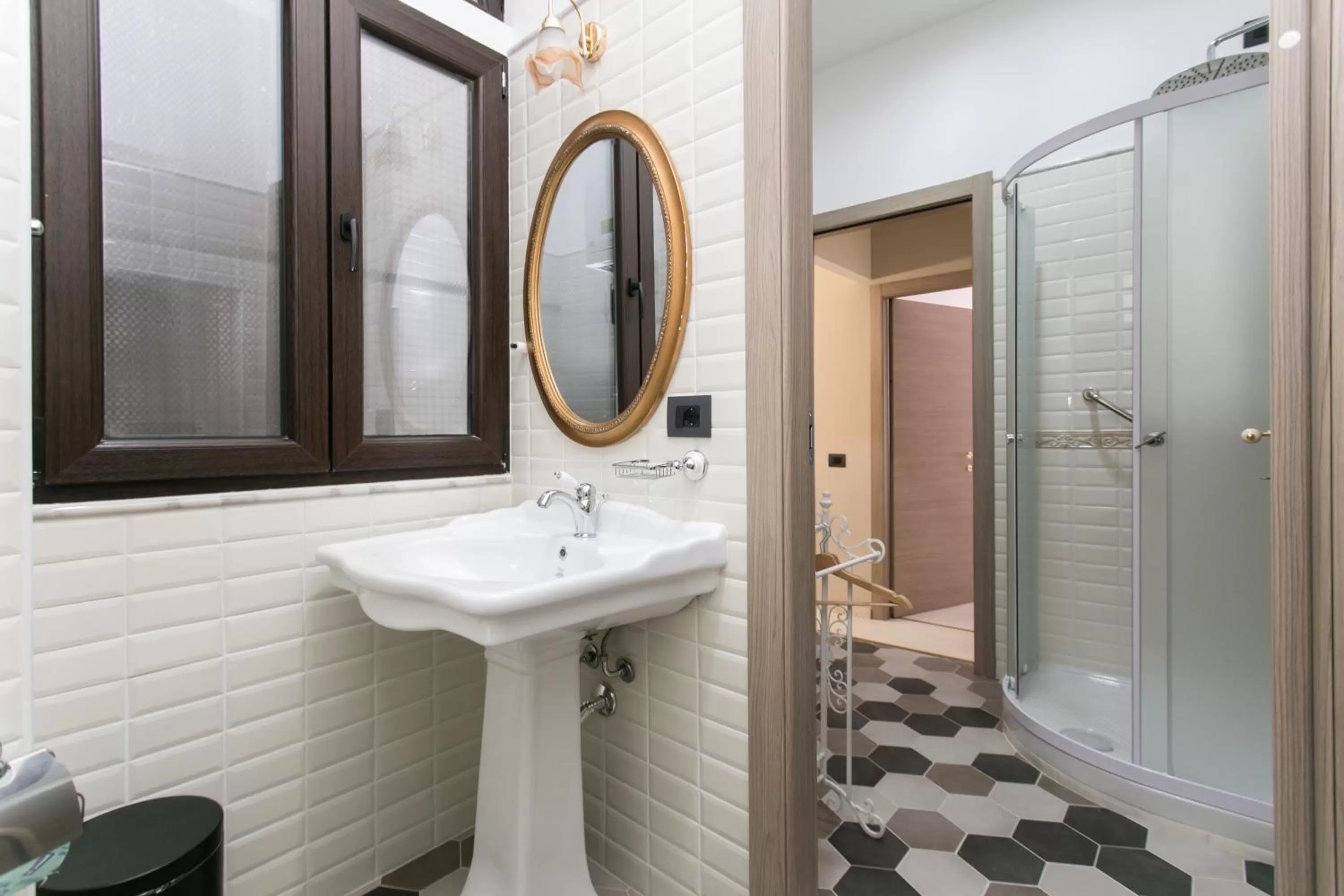 Bathroom in Aparthotel Dei Mercanti