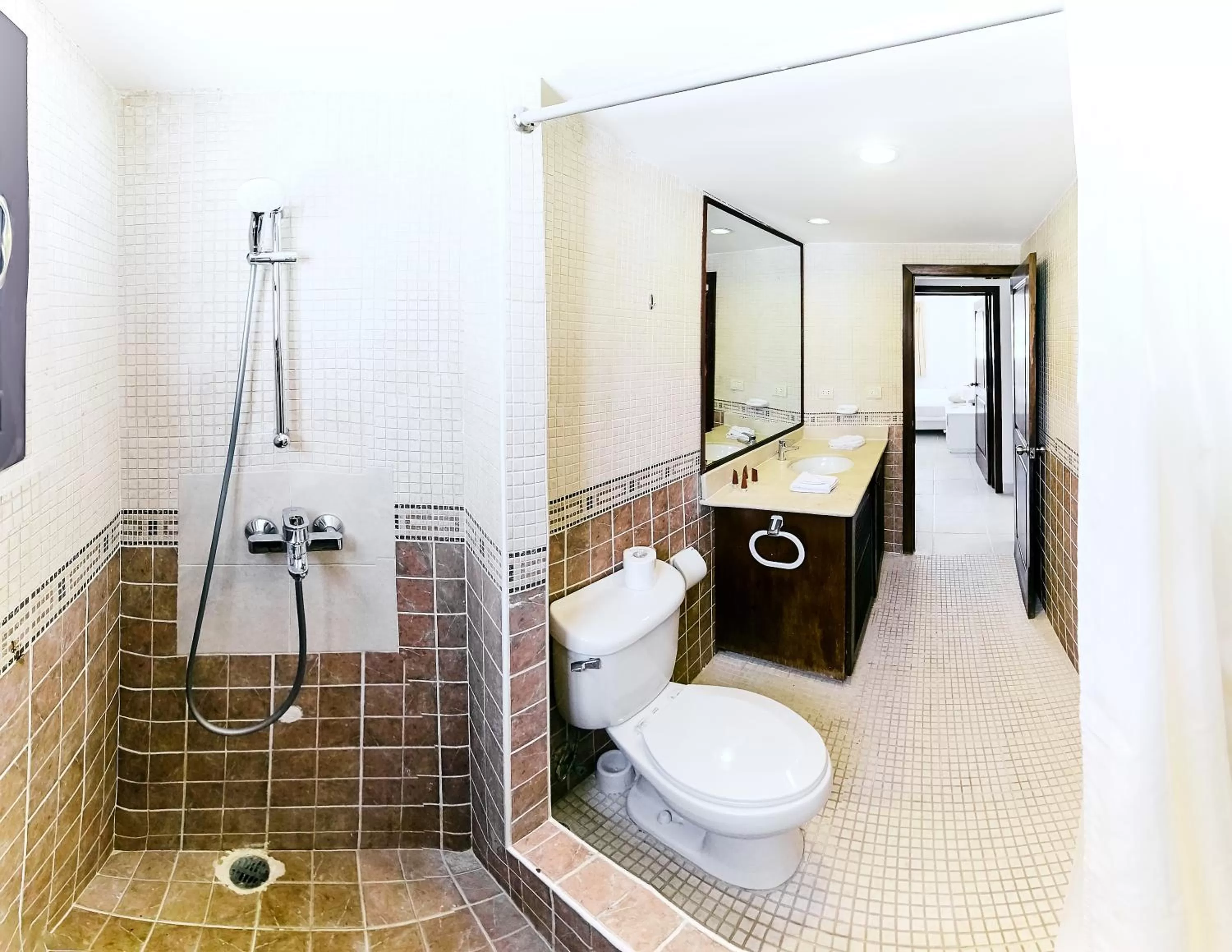 Shower in Flor del Mar Condo Punta Cana Beachfront