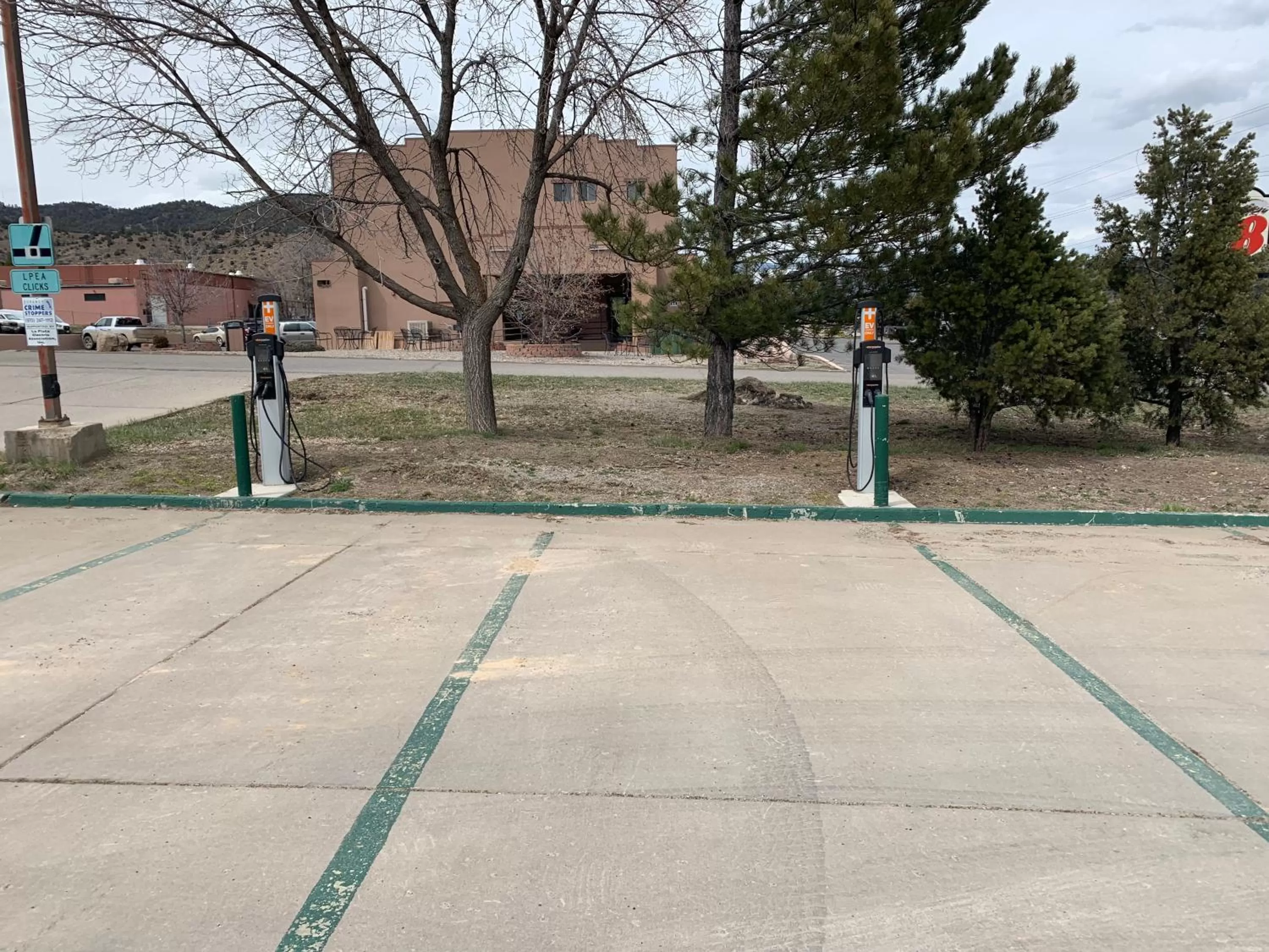 Parking in Super 8 by Wyndham Durango