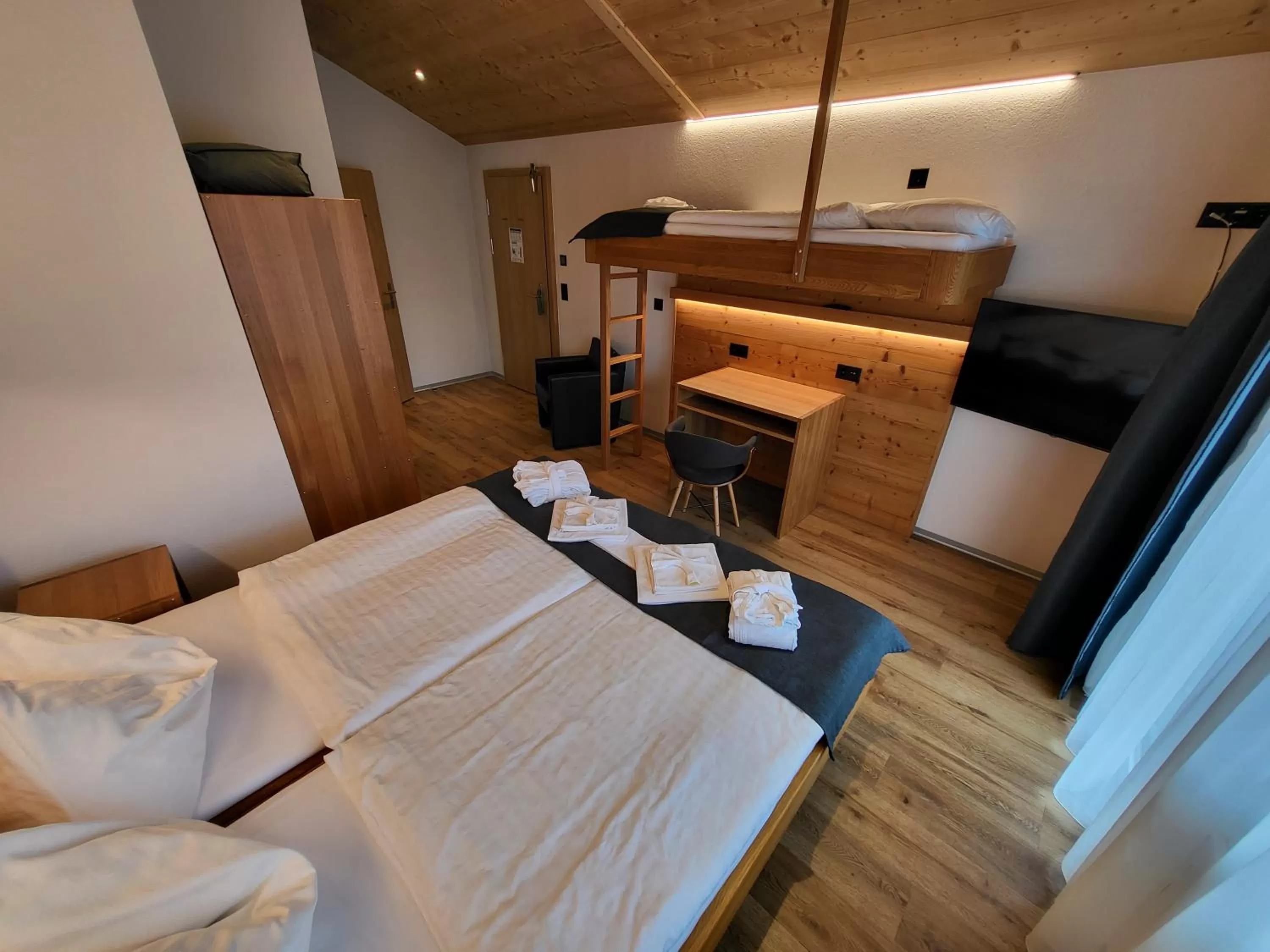 Bedroom, Bed in Hotel Europa