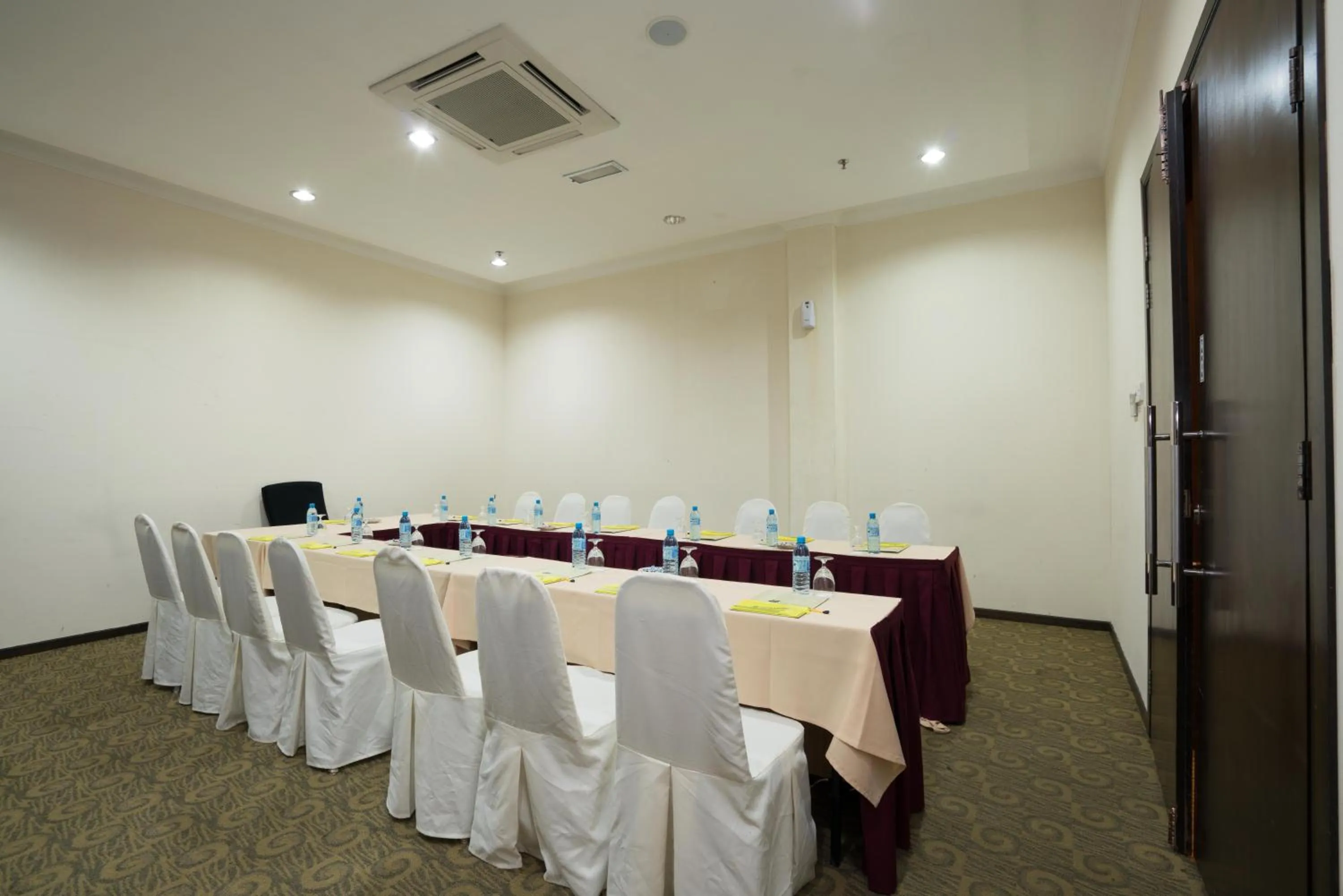 Business facilities in TH Hotel Kelana Jaya