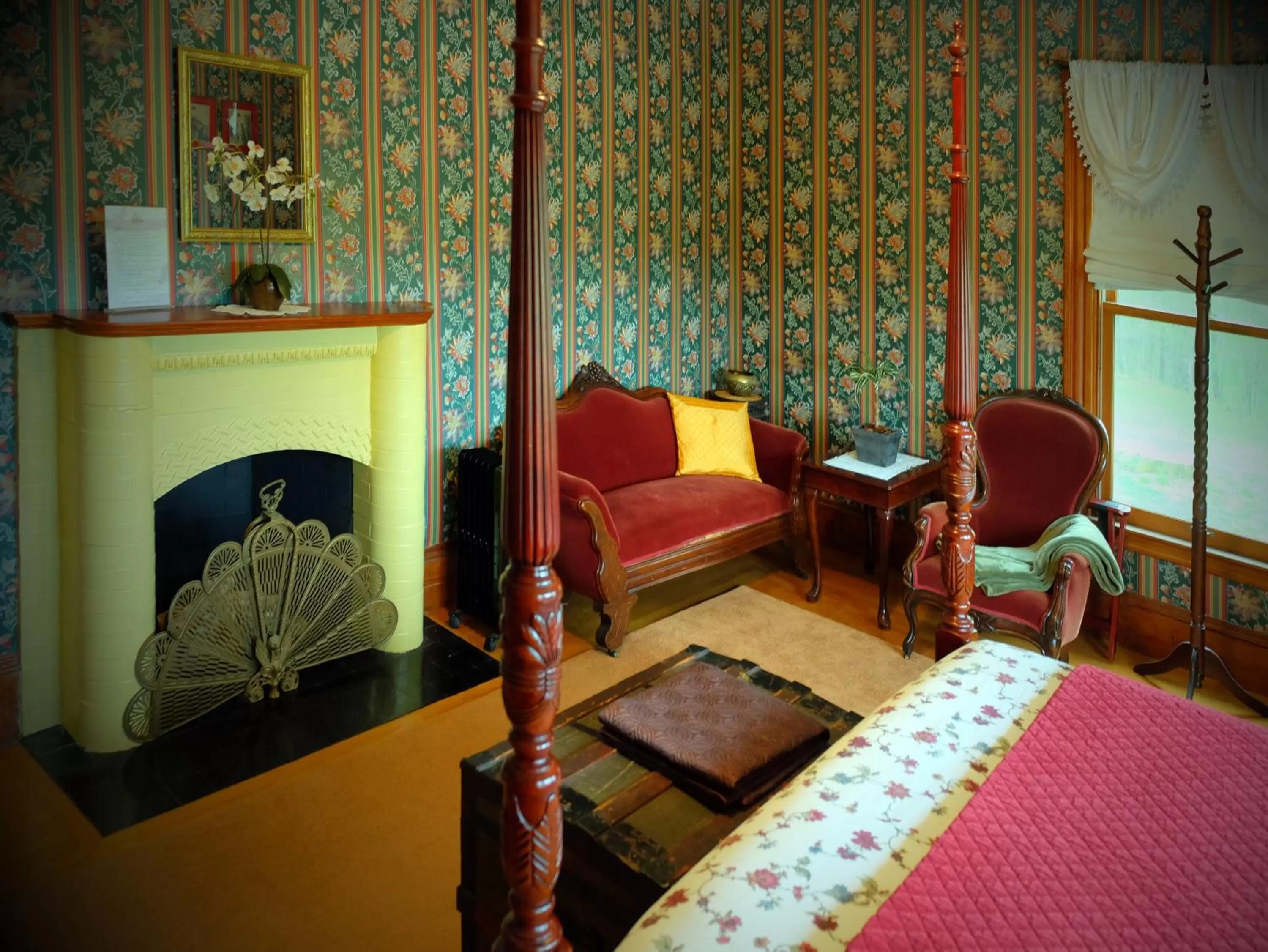 Bed in Guilford Bed and Breakfast