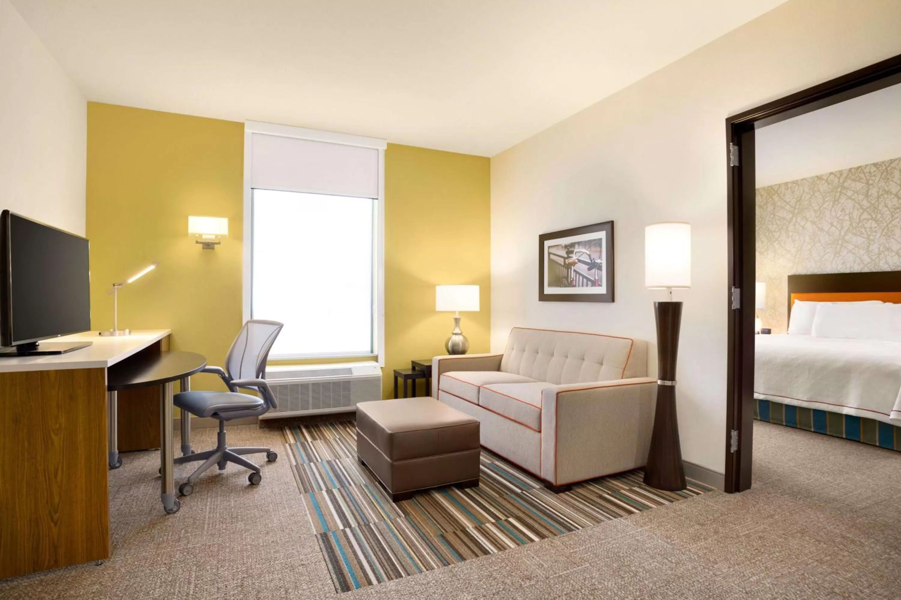 Bedroom, Bed in Home2 Suites By Hilton Birmingham Downtown
