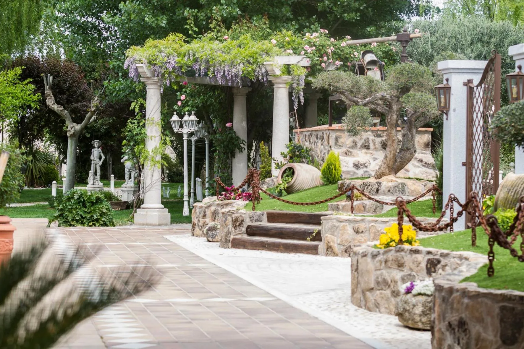 Garden in Hotel Complejo París