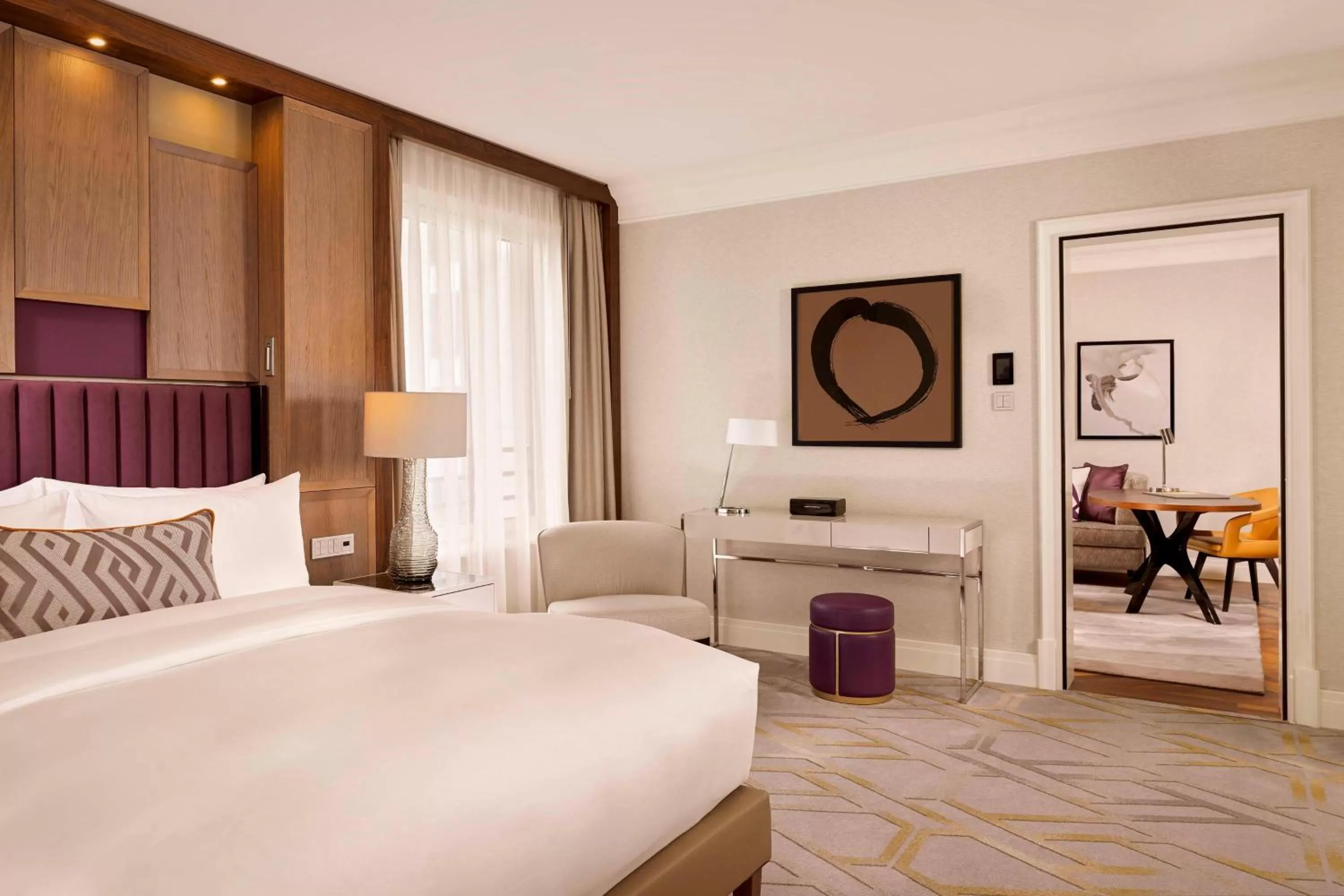 Bedroom, Bed in The Ritz-Carlton, Berlin