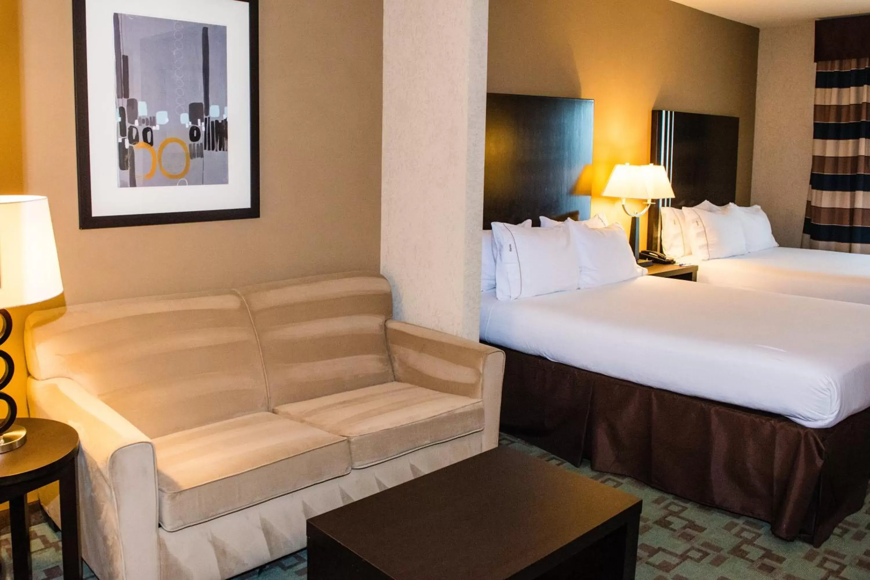 King Room - Mobility Access/Hearing Accessible in Holiday Inn Express Hotel & Suites Houston NW Beltway 8-West Road by IHG King Room - Mobility Access/Hearing Accessible in Holiday Inn Express Hotel & Suites Houston NW Beltway 8-West Road by IHG
