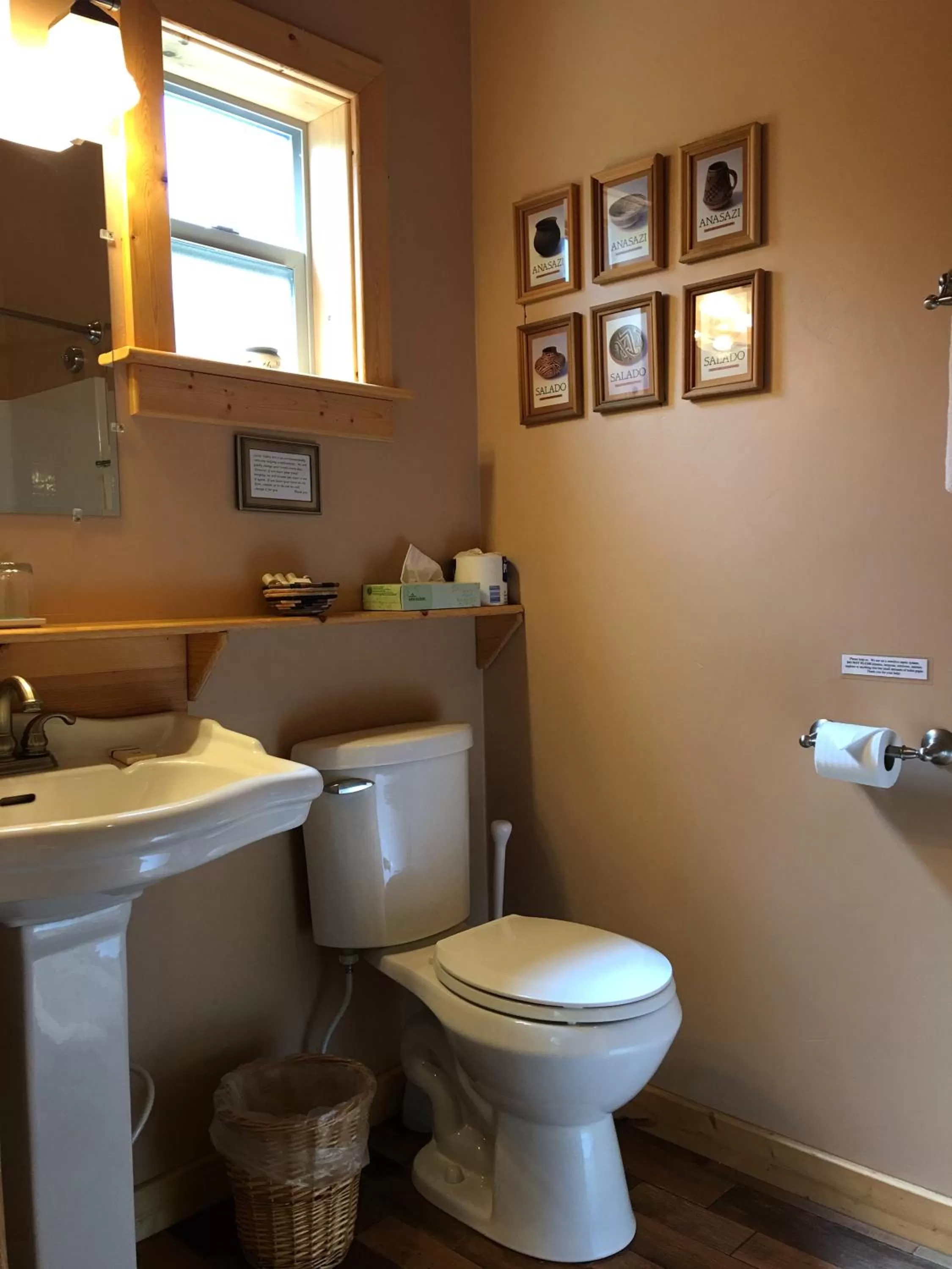 Shower, Bathroom in Castle Valley Inn