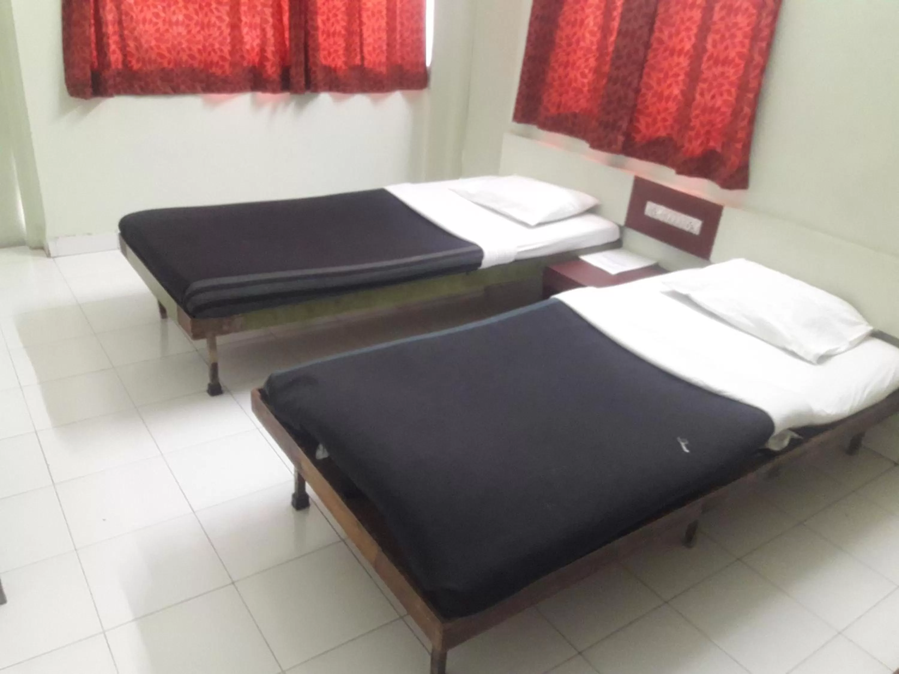 Bed in Maurya Residency