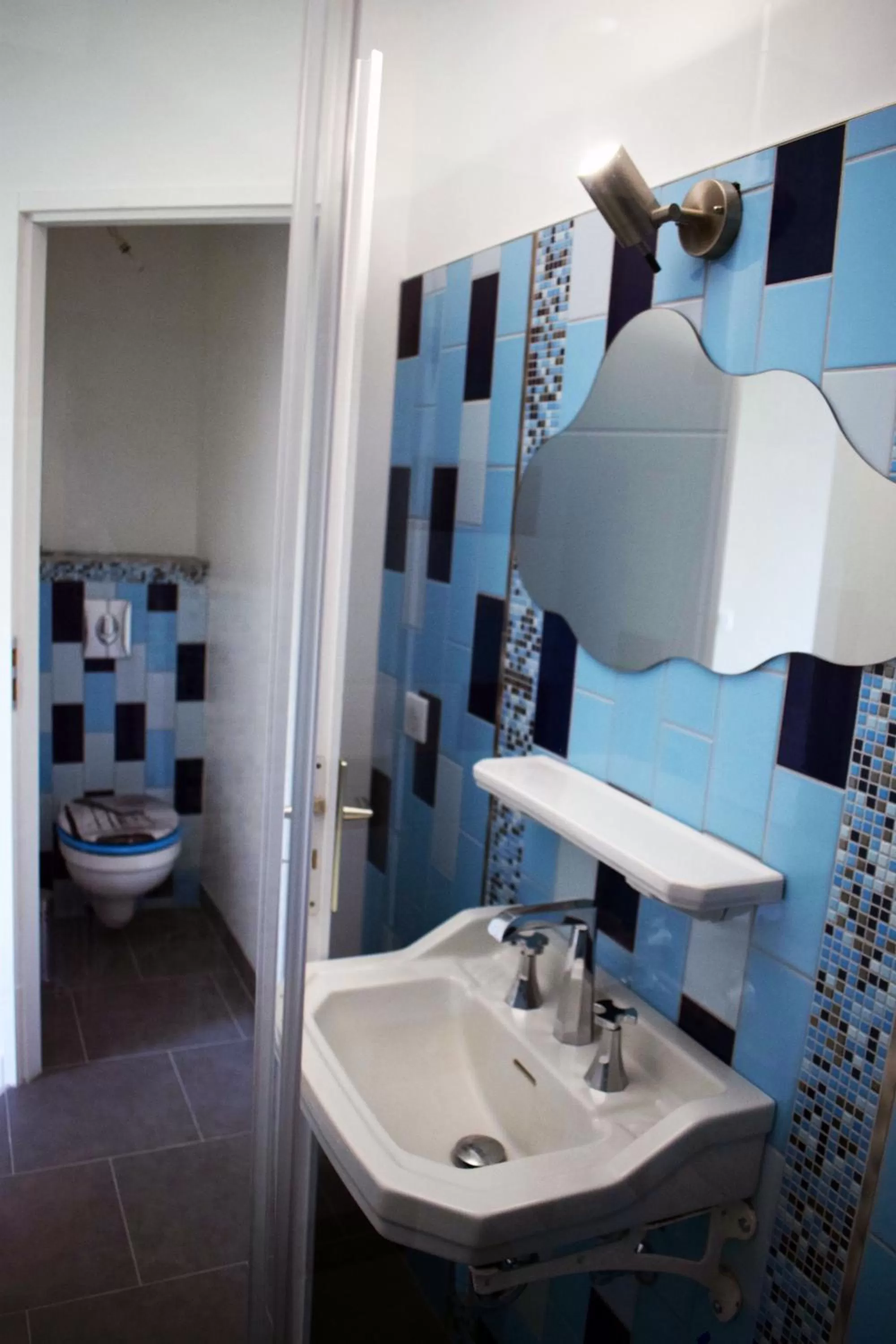 Bathroom in Art Home BnB