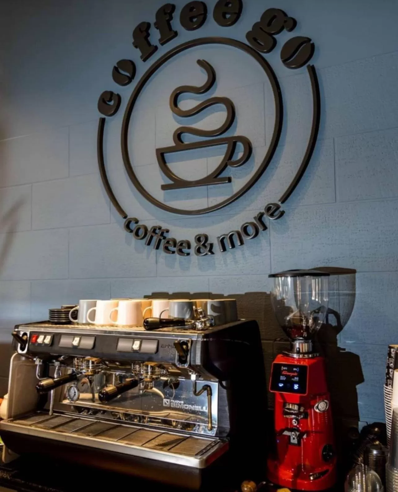 Restaurant/places to eat in Golden Palace