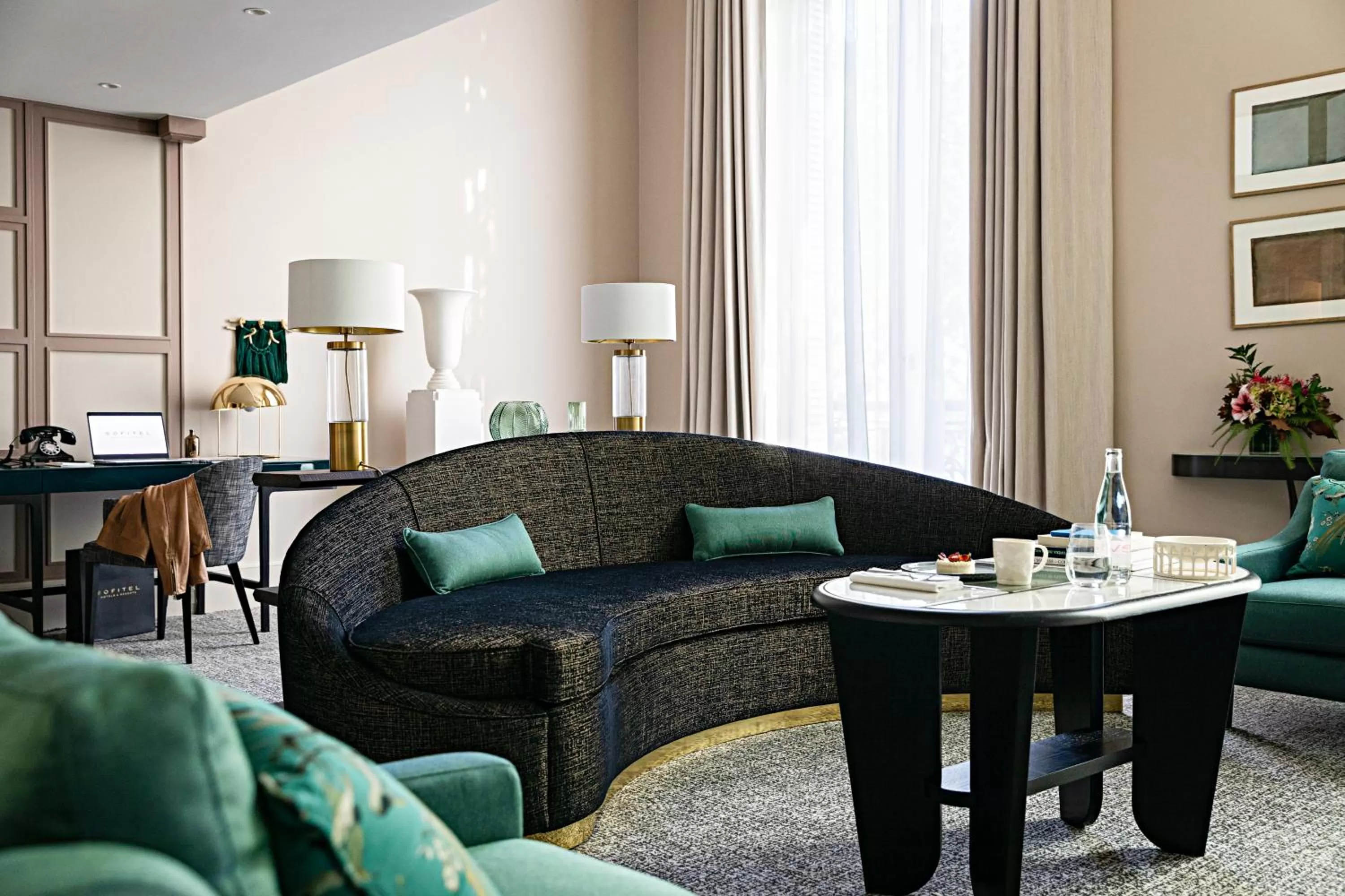 Living room in Sofitel Le Scribe Paris Opera