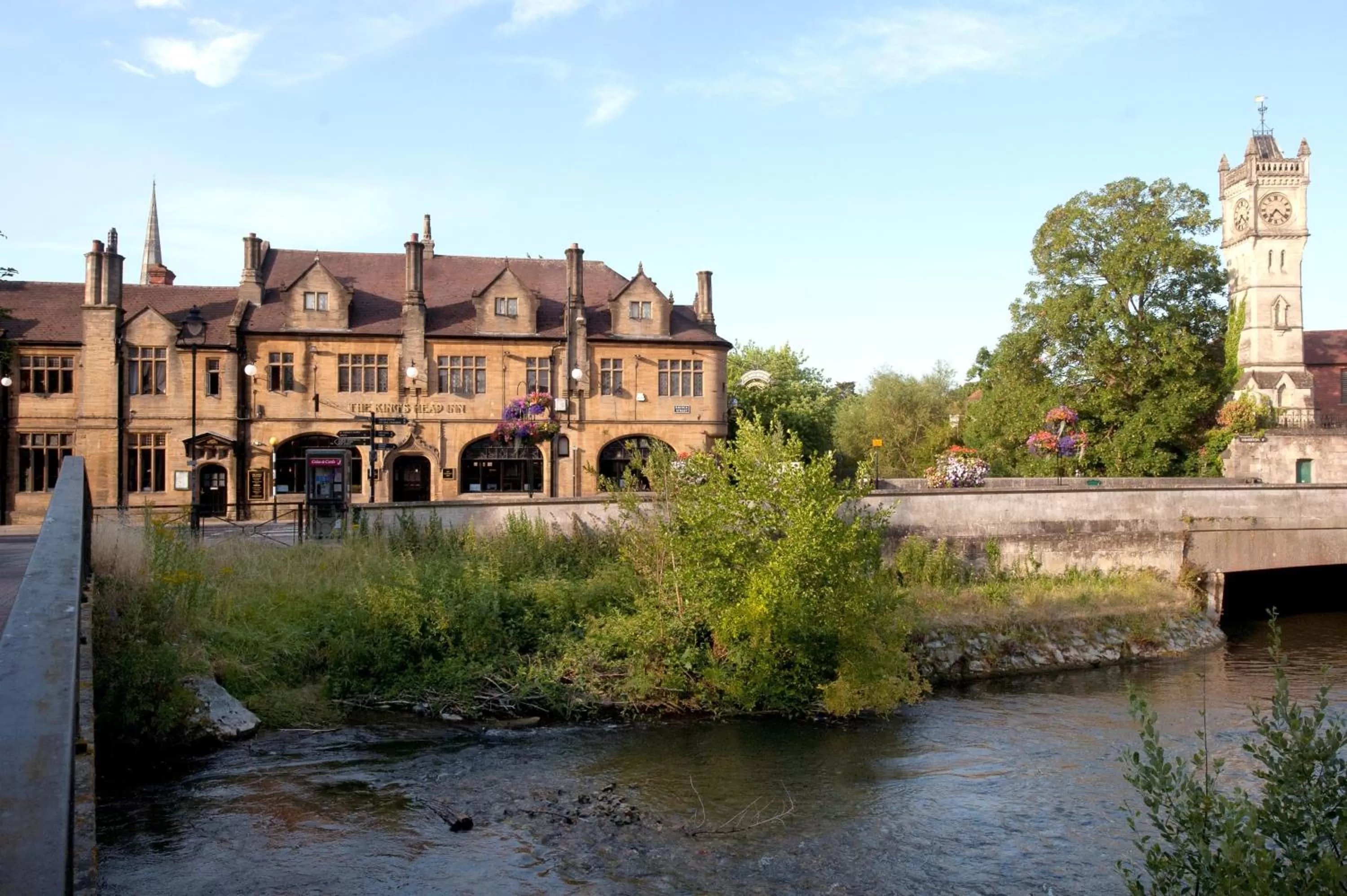 Bird's eye view, Property Building in The Kings Head Inn Wetherspoon